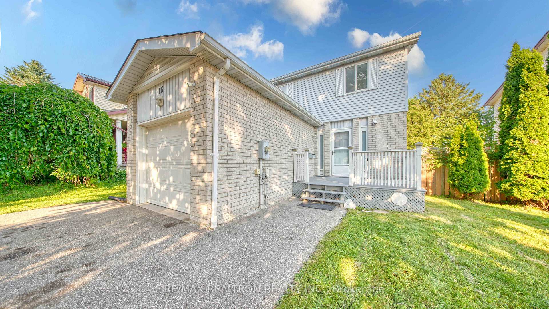 Photo 2 of 15 Glendan Court, Cambridge, Greenway-Chaplin — HOMEH