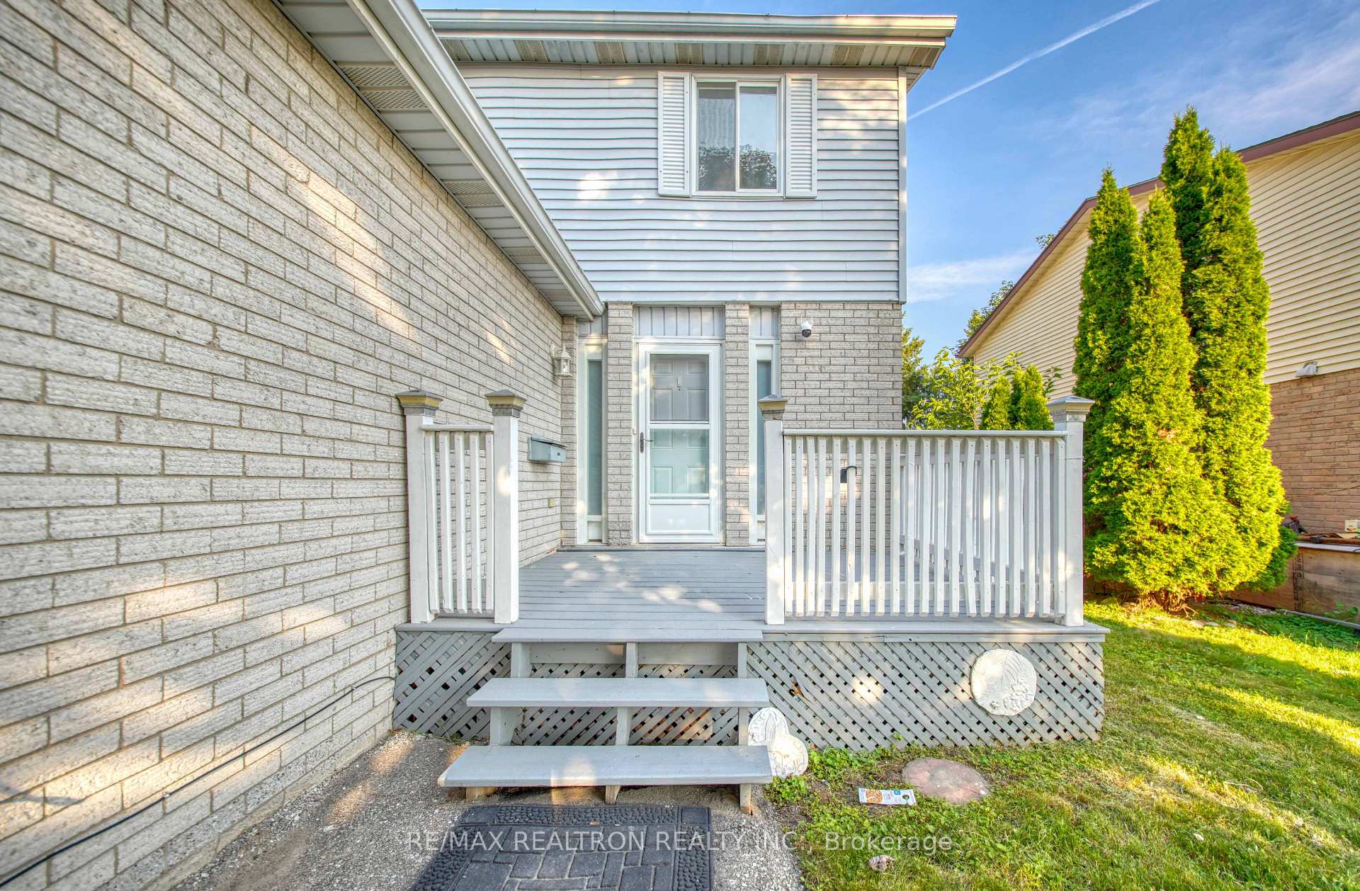 Photo 4 of 15 Glendan Court, Cambridge, Greenway-Chaplin — HOMEH