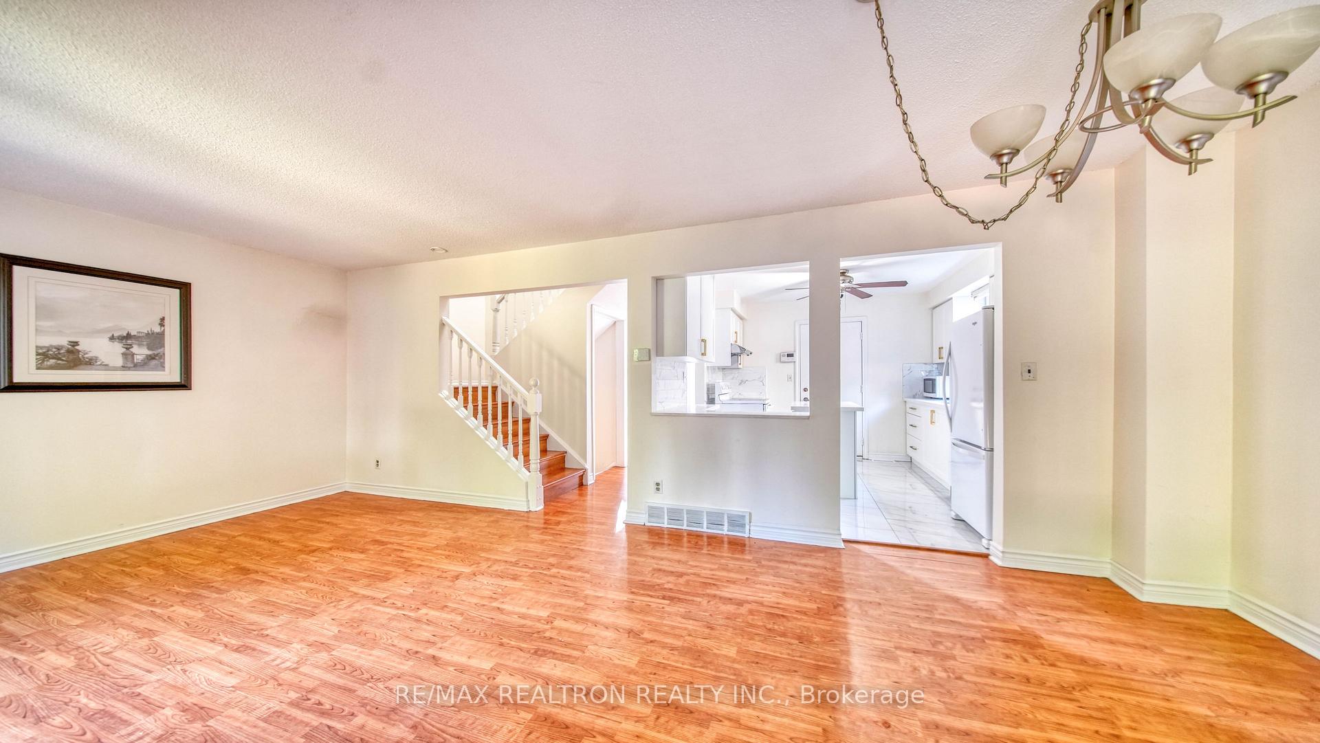 Photo 14 of 15 Glendan Court, Cambridge, Greenway-Chaplin — HOMEH