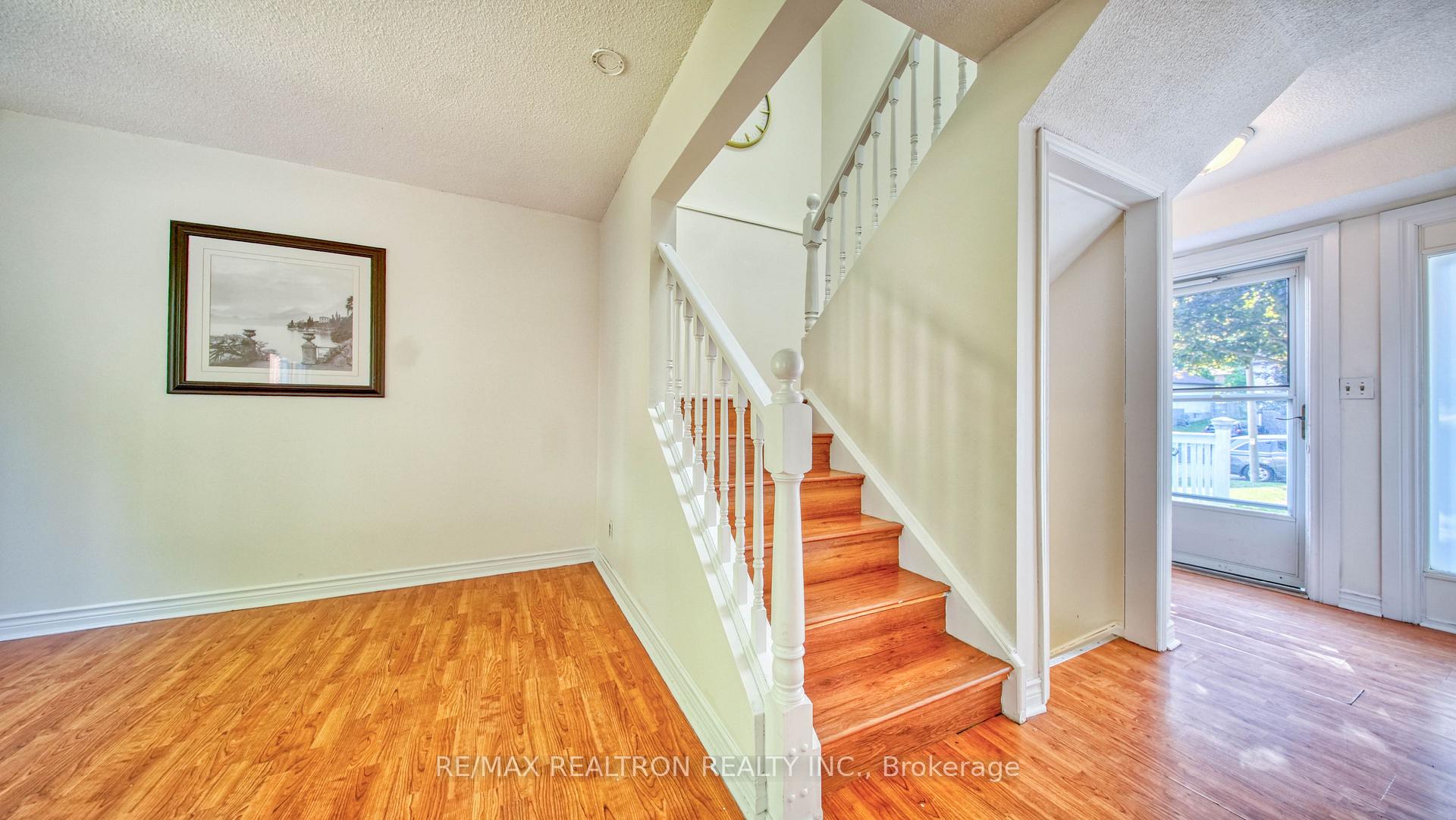 Photo 17 of 15 Glendan Court, Cambridge, Greenway-Chaplin — HOMEH