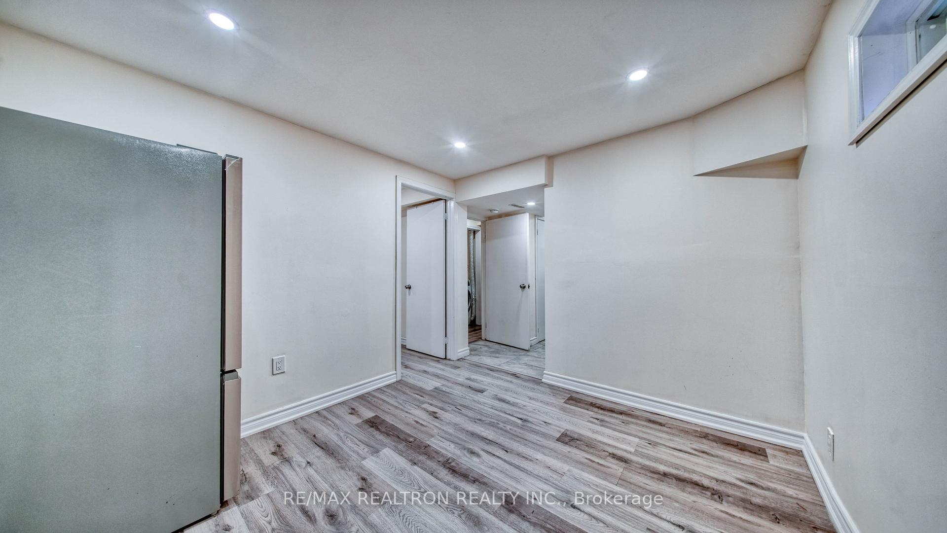 Photo 30 of 15 Glendan Court, Cambridge, Greenway-Chaplin — HOMEH