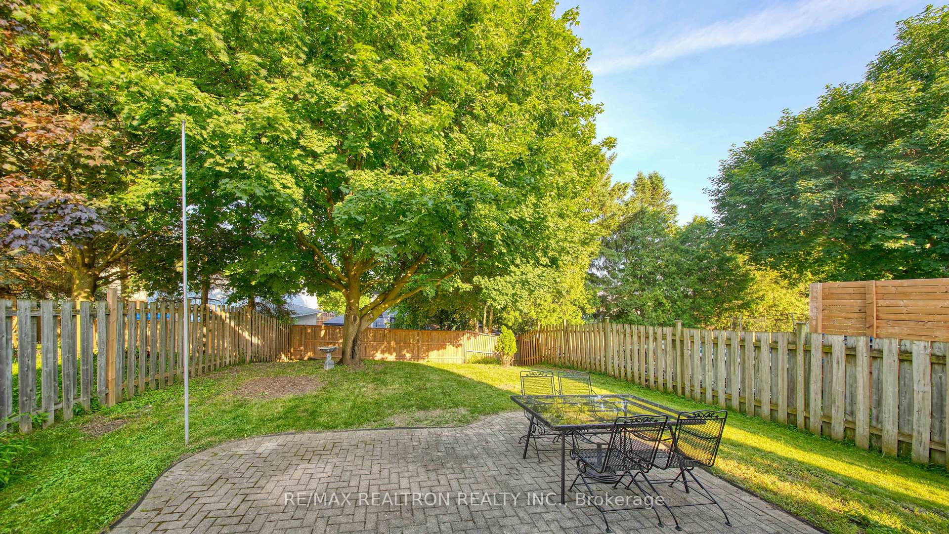 Photo 38 of 15 Glendan Court, Cambridge, Greenway-Chaplin — HOMEH
