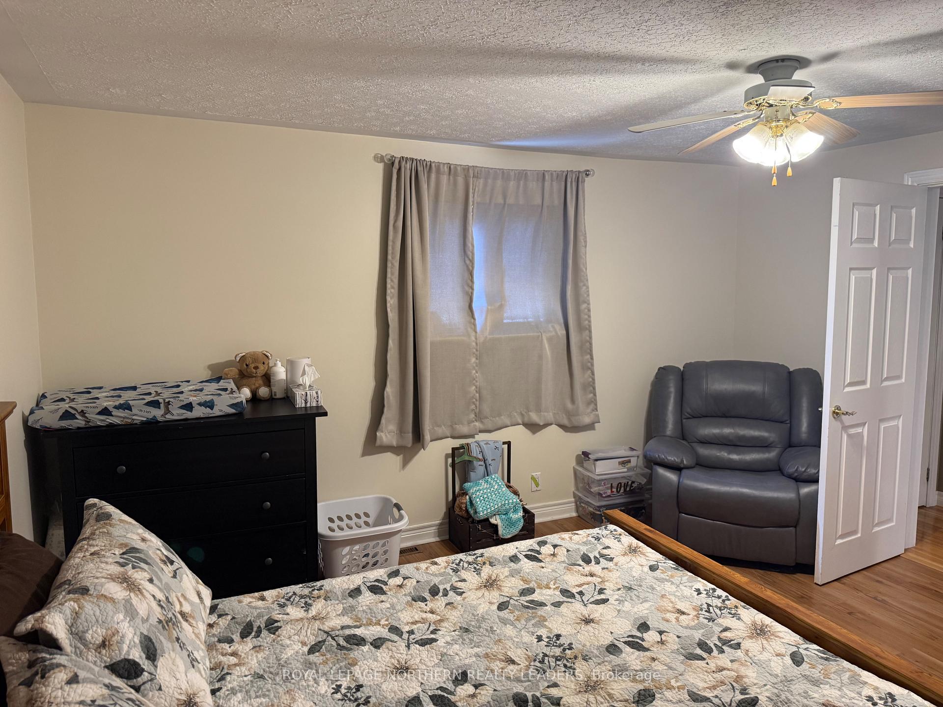Photo 17 of 671 Park Avenue, Timmins, MTJ - Main Area — HOMEH