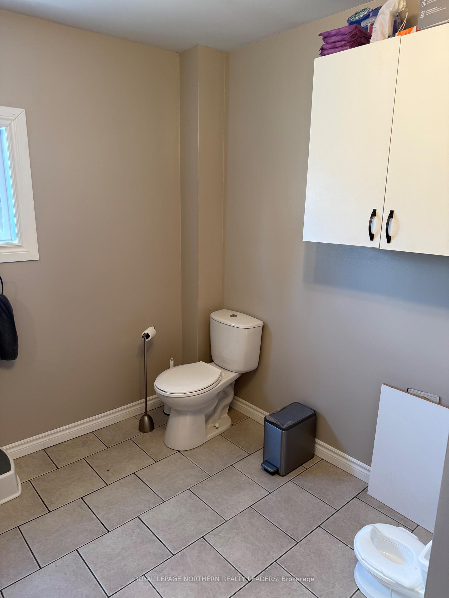 Photo 19 of 671 Park Avenue, Timmins, MTJ - Main Area — HOMEH