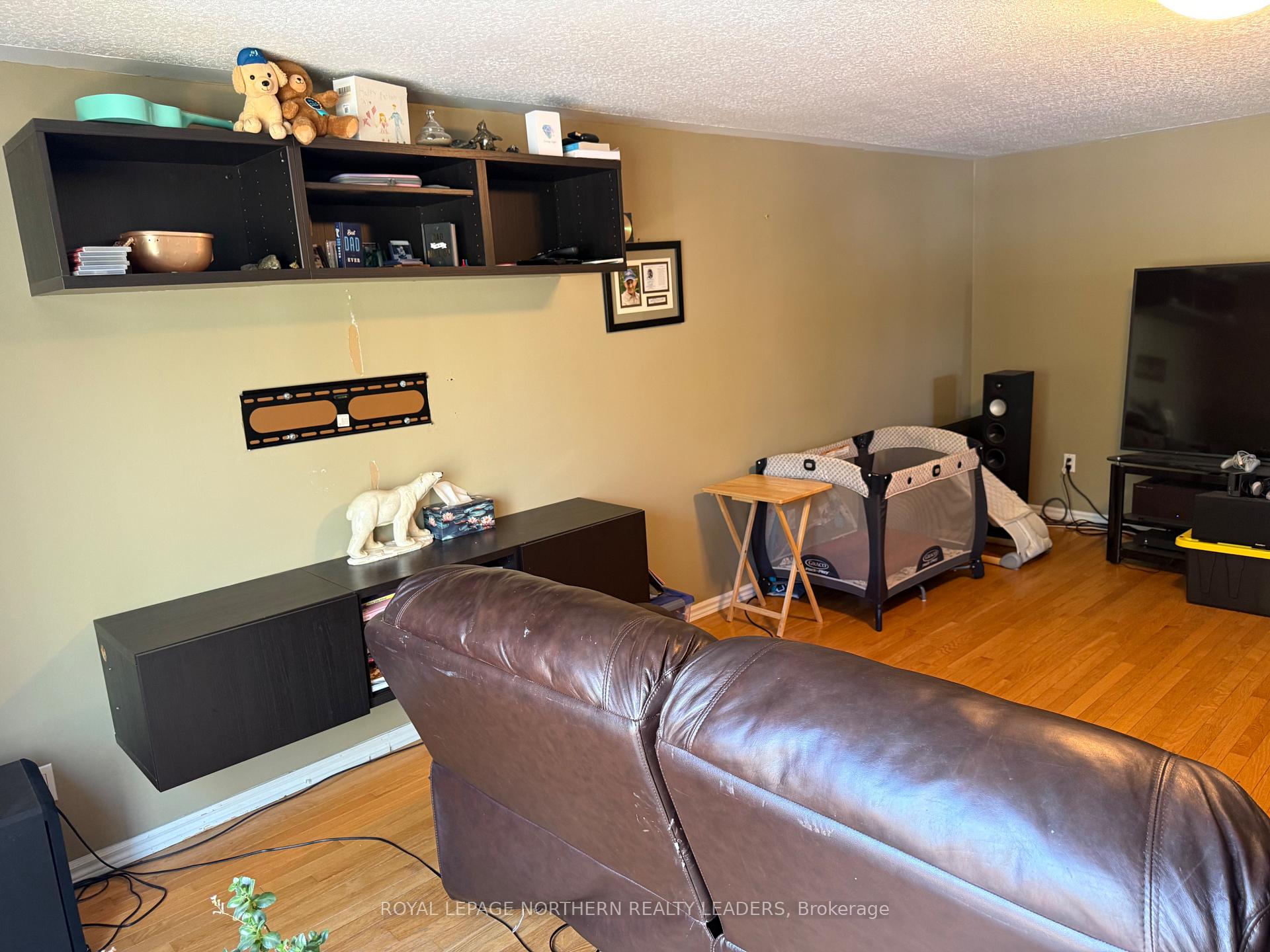 Photo 11 of 671 Park Avenue, Timmins, MTJ - Main Area — HOMEH