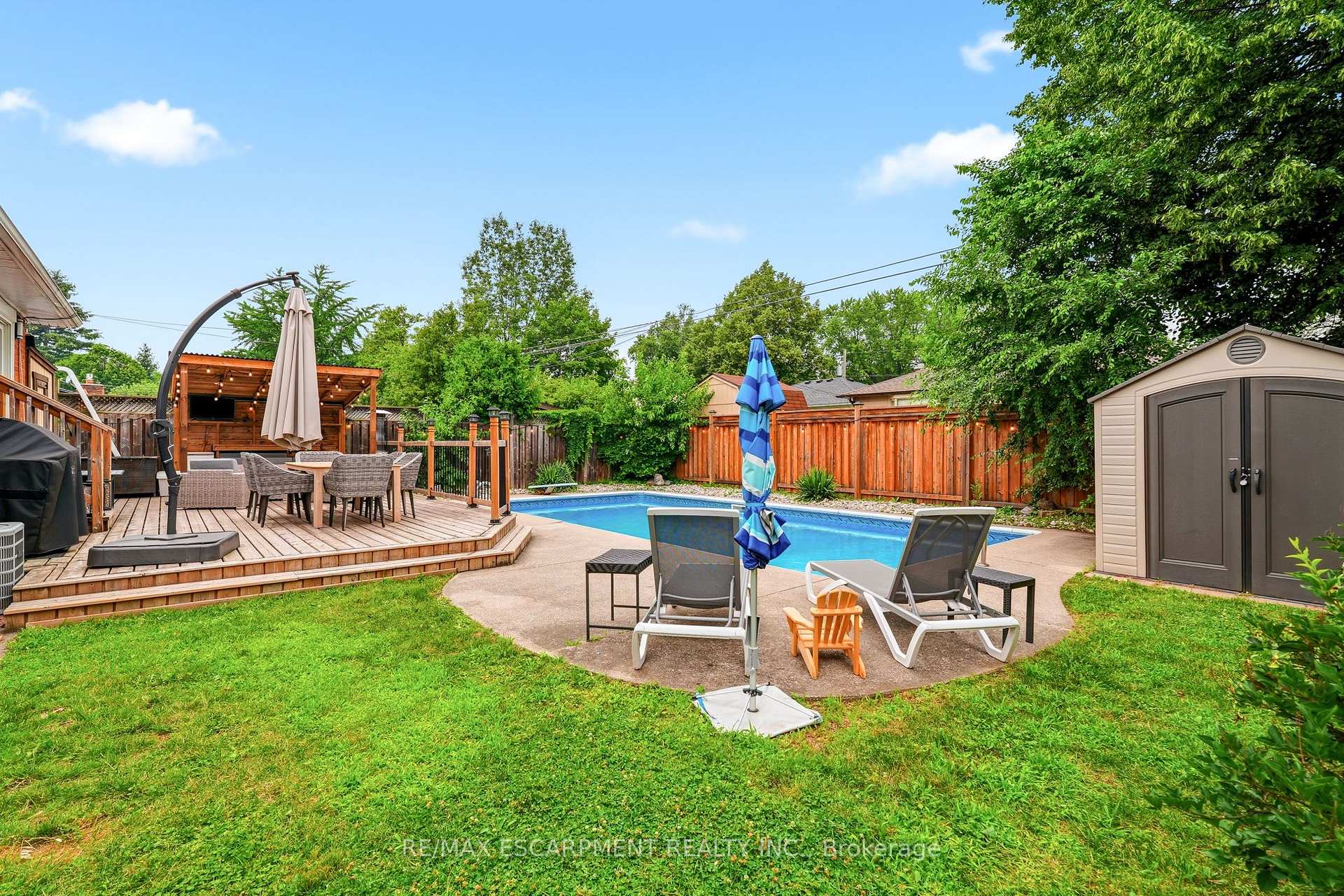 Photo 42 of 715 Drury Lane, Burlington, Brant — HOMEH