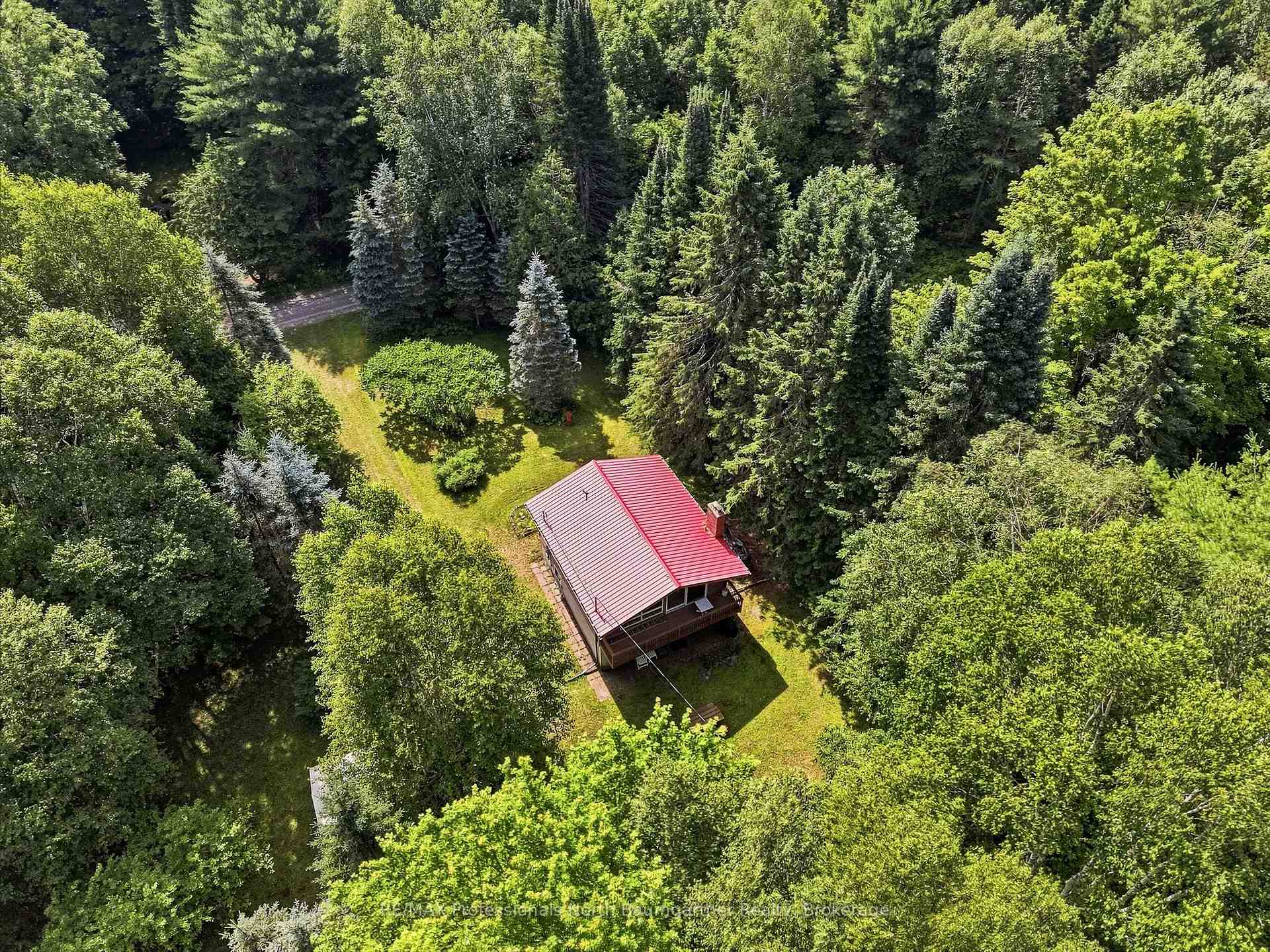 Photo 2 of 1125 Providence Drive, Algonquin Highlands, Stanhope — HOMEH