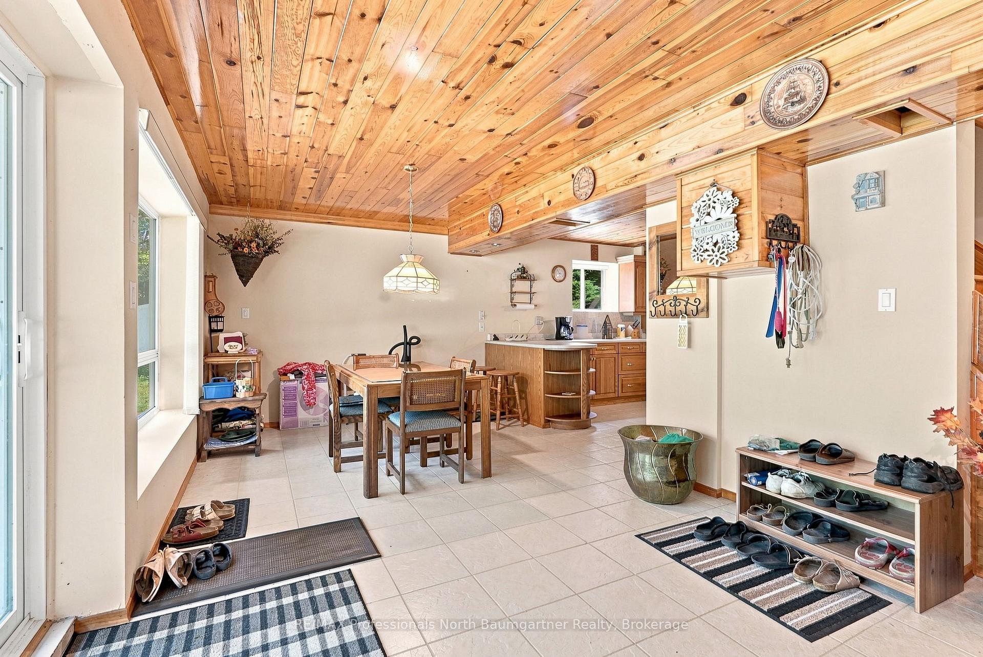Photo 4 of 1125 Providence Drive, Algonquin Highlands, Stanhope — HOMEH