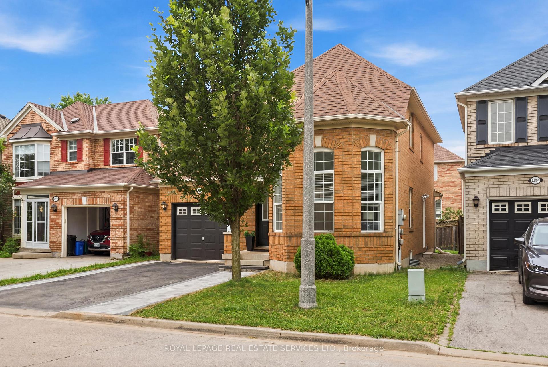 Photo 48 of 2382 Falkland Crescent, Oakville, West Oak Trails — HOMEH