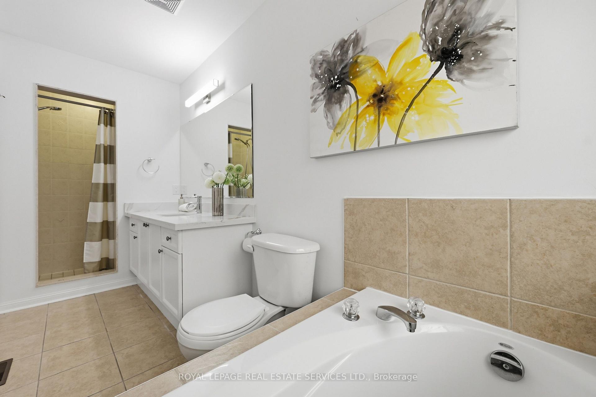 Photo 25 of 2382 Falkland Crescent, Oakville, West Oak Trails — HOMEH