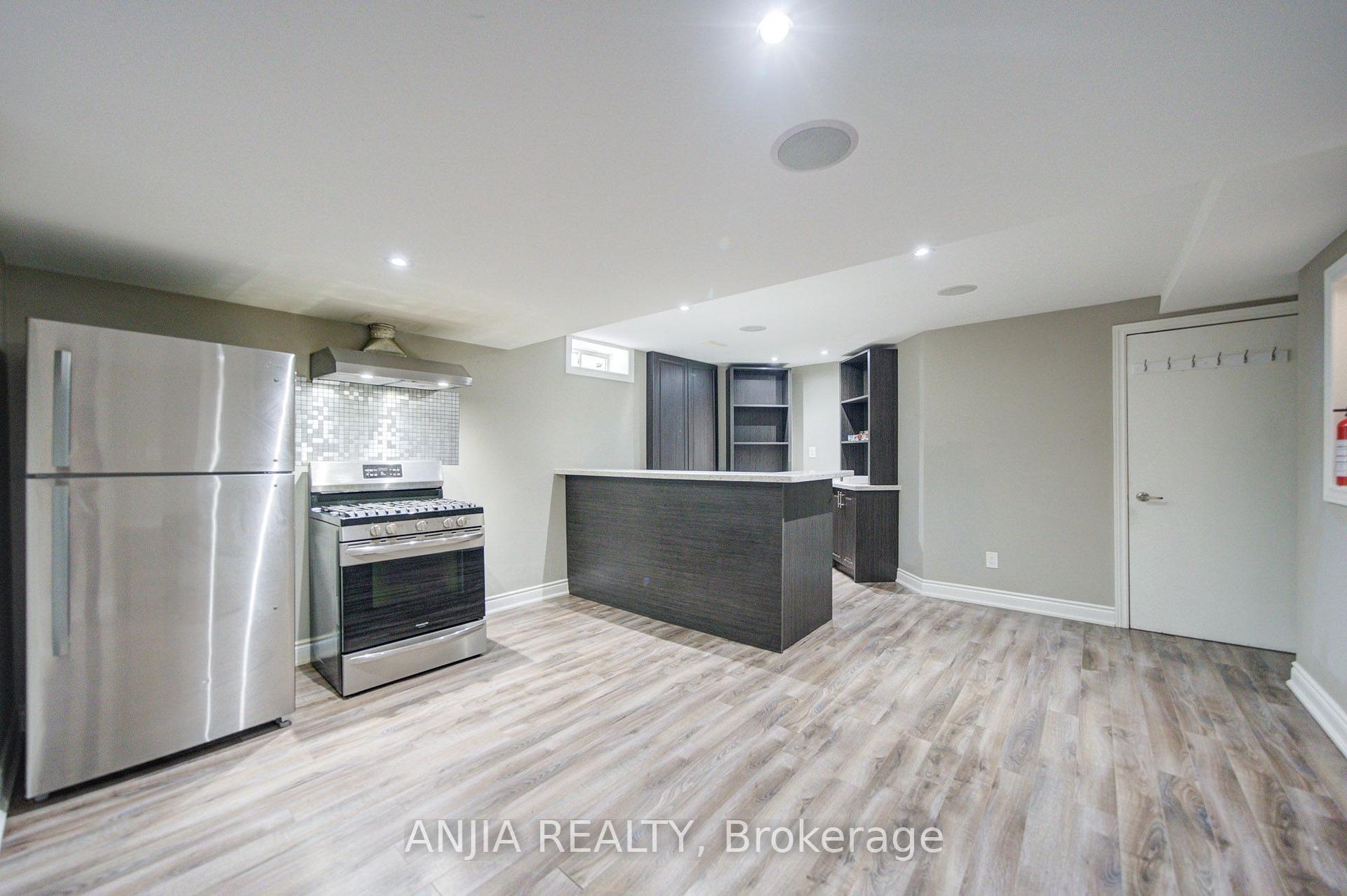 Photo 45 of 349 Williamson Road, Markham, Greensborough — HOMEH
