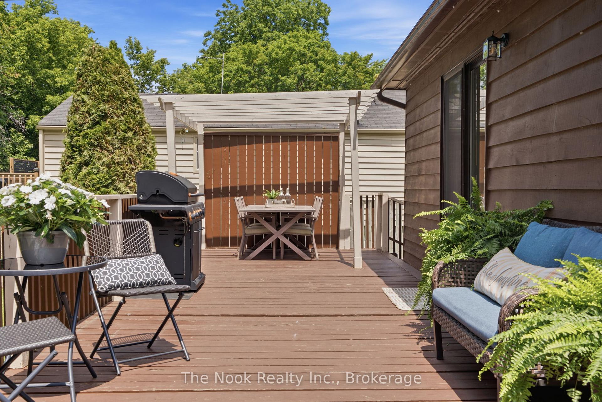 Photo 32 of 30 Lakeview Avenue, Scugog, Rural Scugog — HOMEH