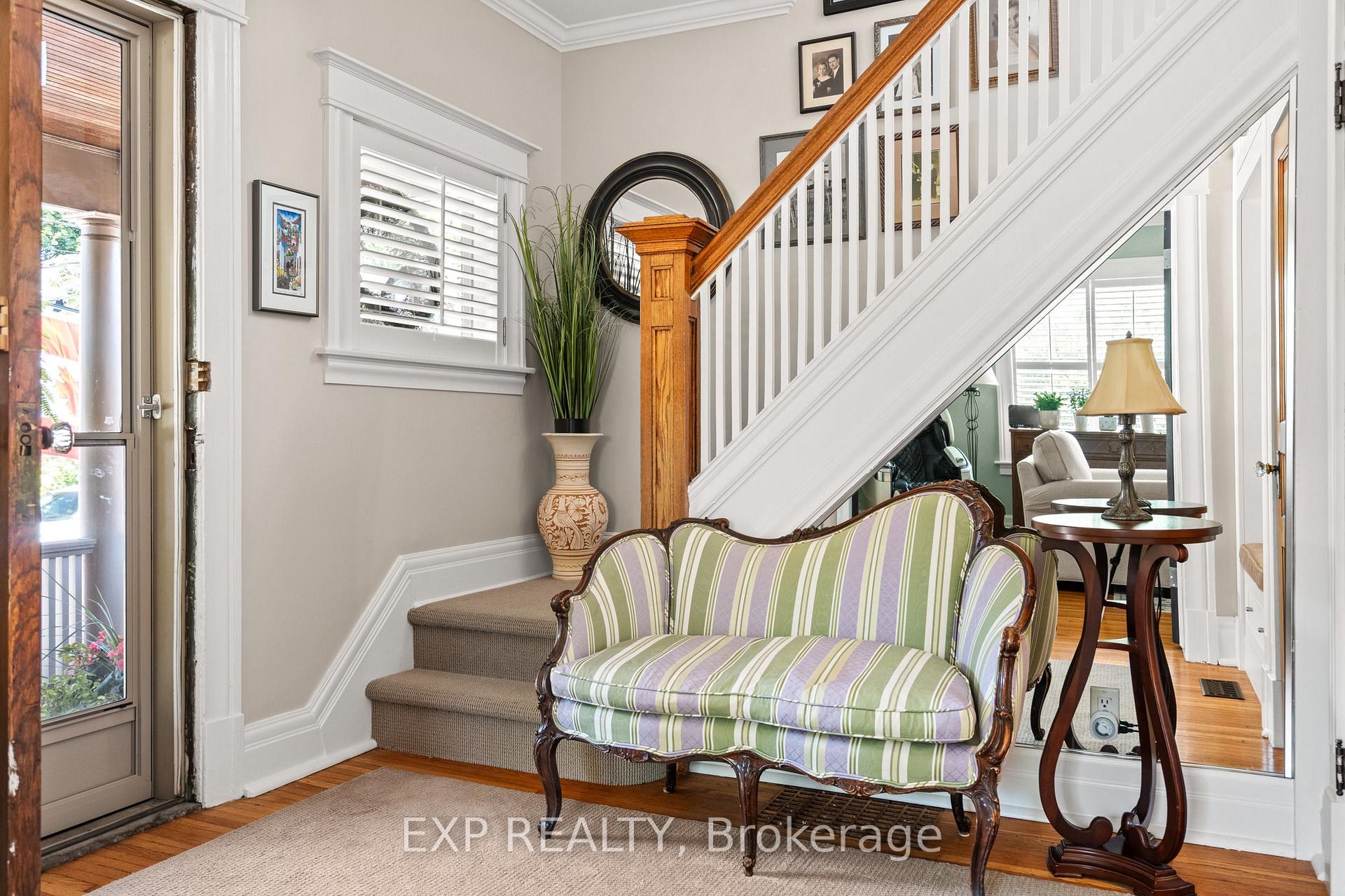 Photo 6 of 3 Norris Place, St. Catharines, Downtown — HOMEH