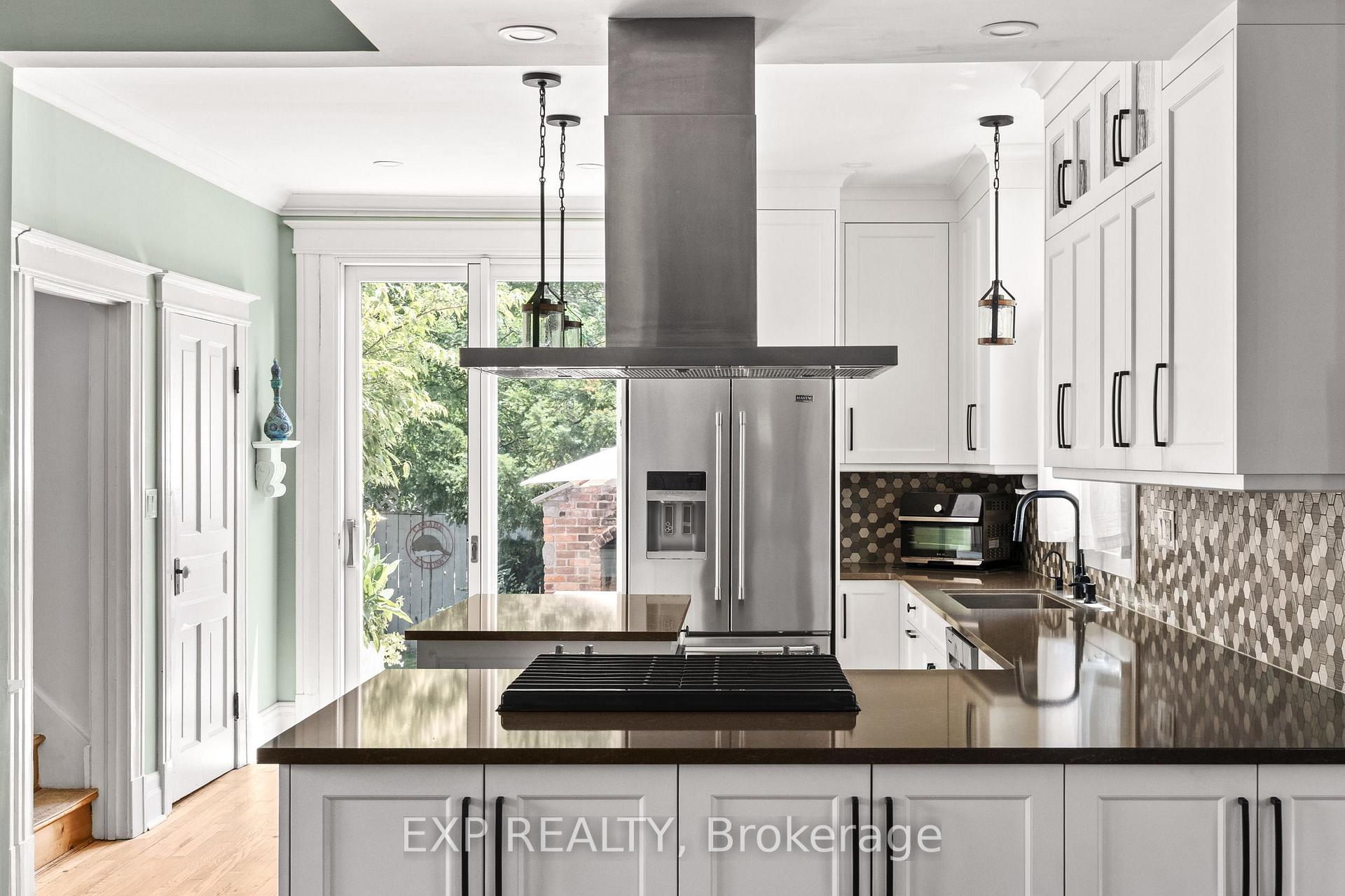 Photo 17 of 3 Norris Place, St. Catharines, Downtown — HOMEH