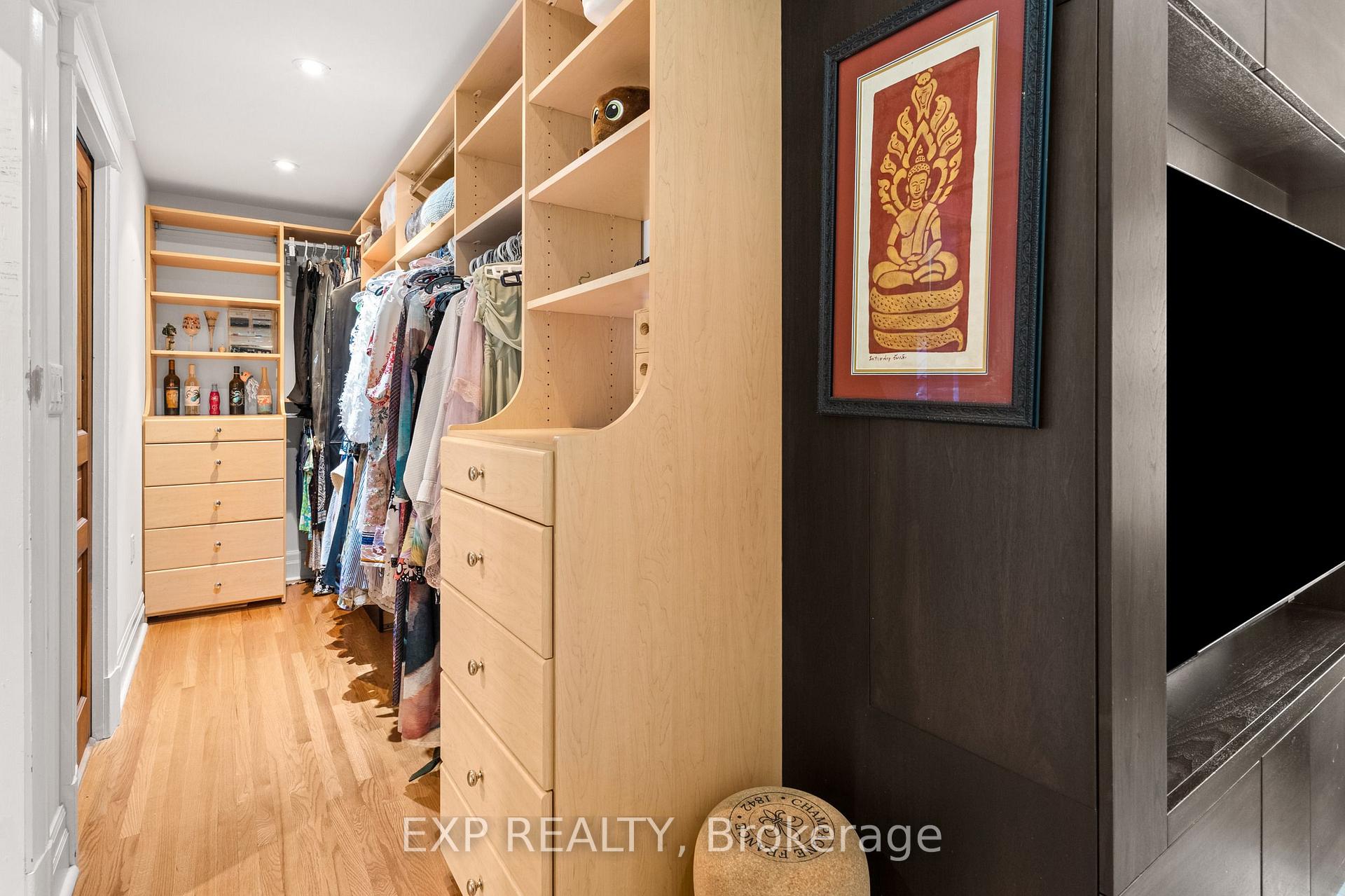 Photo 26 of 3 Norris Place, St. Catharines, Downtown — HOMEH