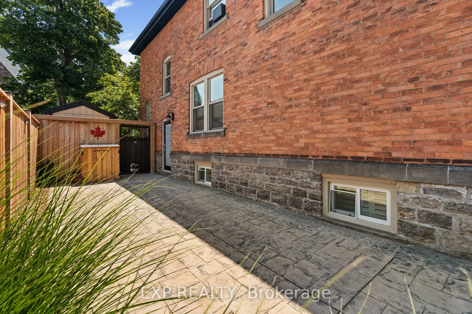 Photo 39 of 3 Norris Place, St. Catharines, Downtown — HOMEH