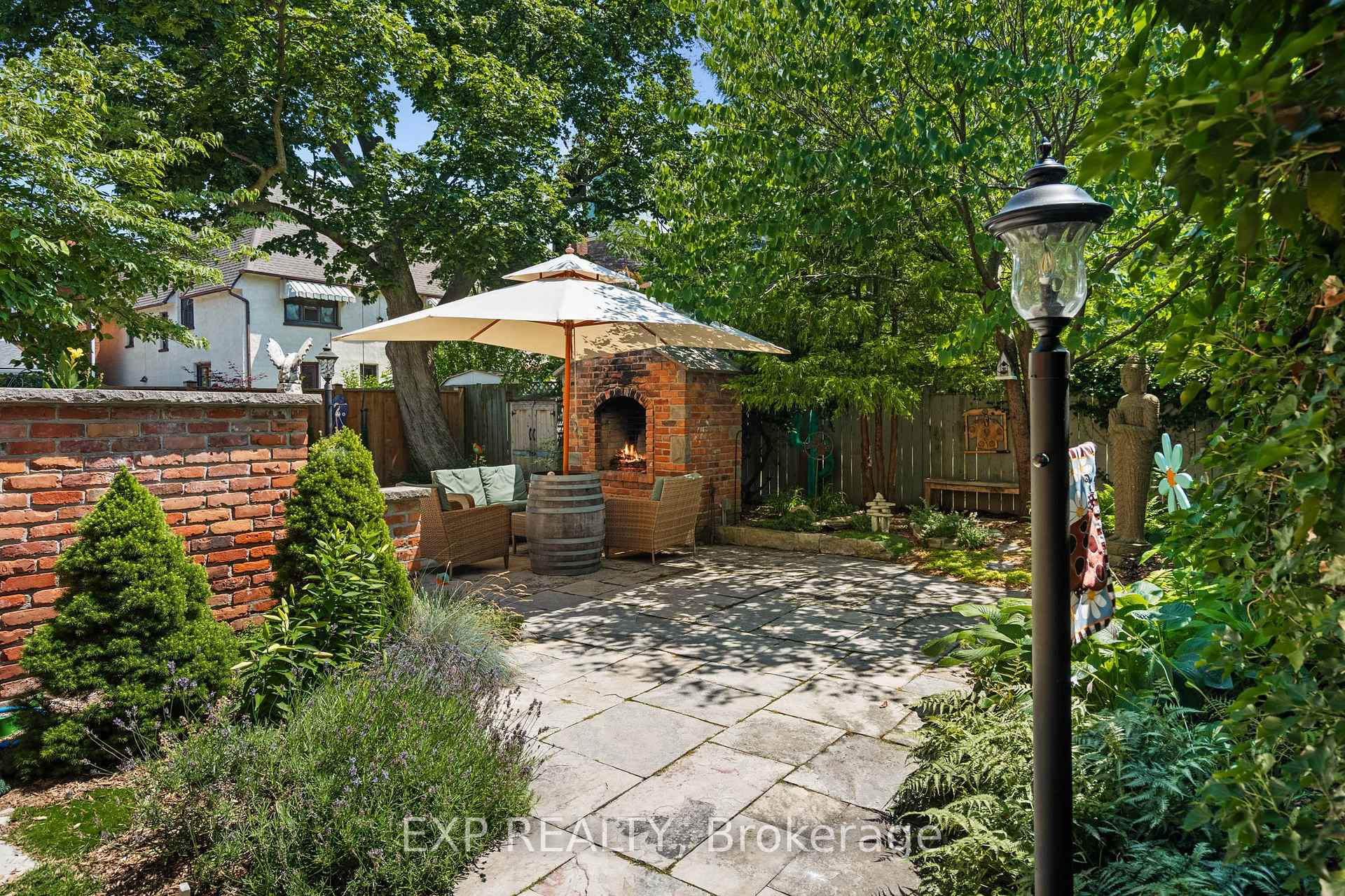 Photo 42 of 3 Norris Place, St. Catharines, Downtown — HOMEH