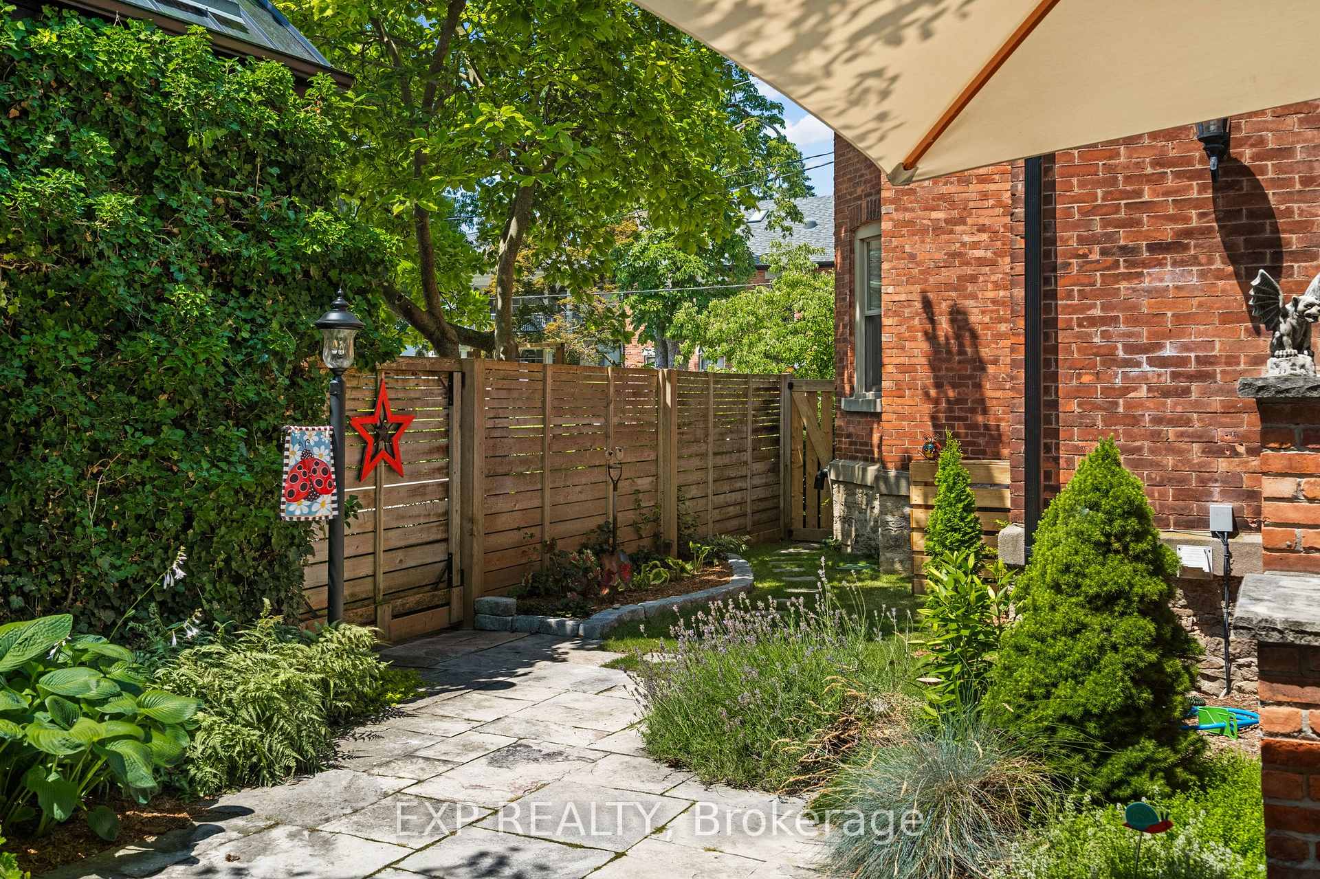 Photo 47 of 3 Norris Place, St. Catharines, Downtown — HOMEH