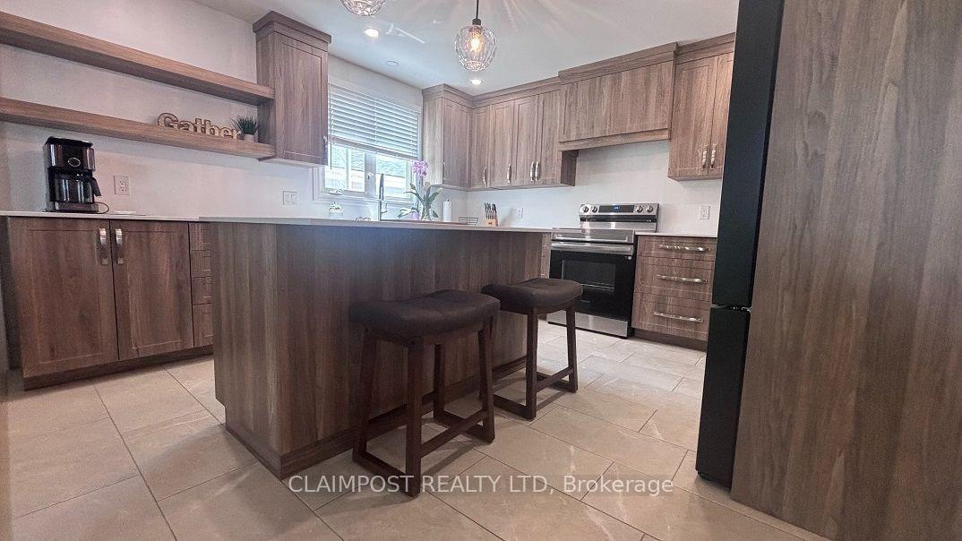 Photo 11 of 172 Eric Crescent, Timmins, Porcupine - West — HOMEH