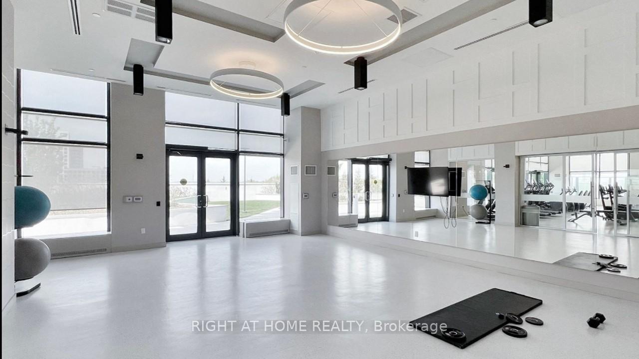Photo 15 of Unit Ph12, 95 Oneida Crescent, Richmond Hill, Langstaff — HOMEH