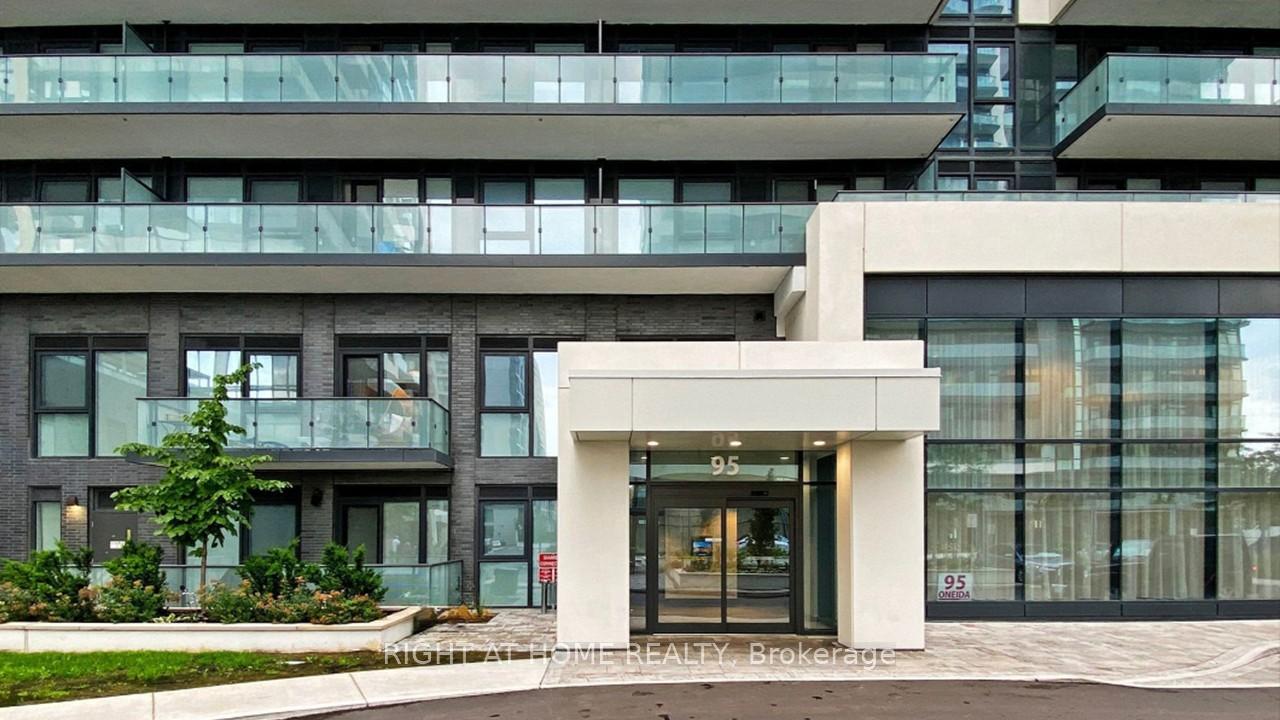 Photo 22 of Unit Ph12, 95 Oneida Crescent, Richmond Hill, Langstaff — HOMEH