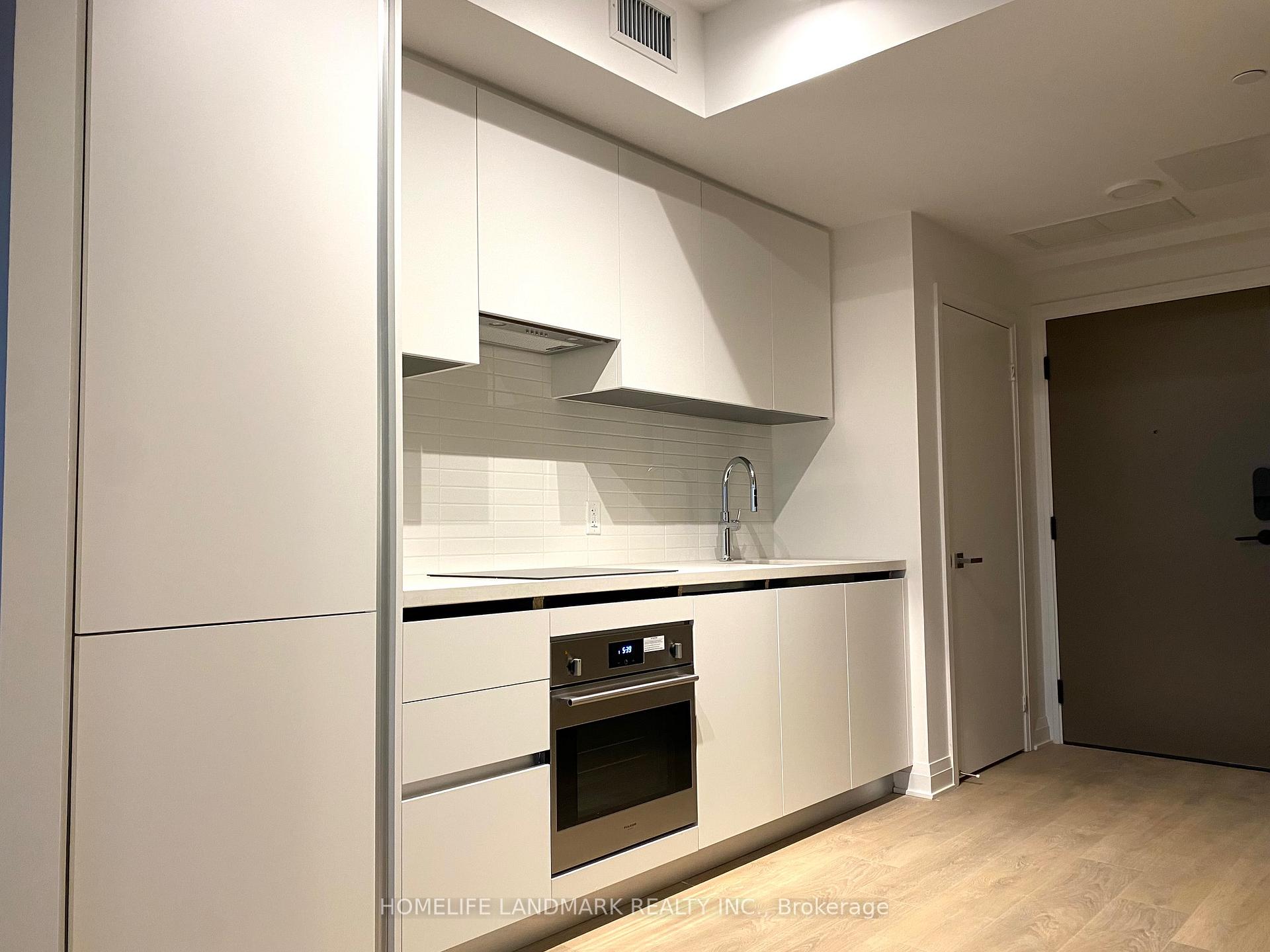 Photo 9 of Unit 3908, 4015 The Exchange, Mississauga, City Centre — HOMEH