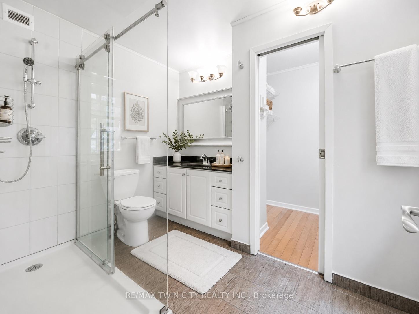Photo 8 of Unit 110, 30 Green Valley Drive, Kitchener, Pioneer Park — HOMEH