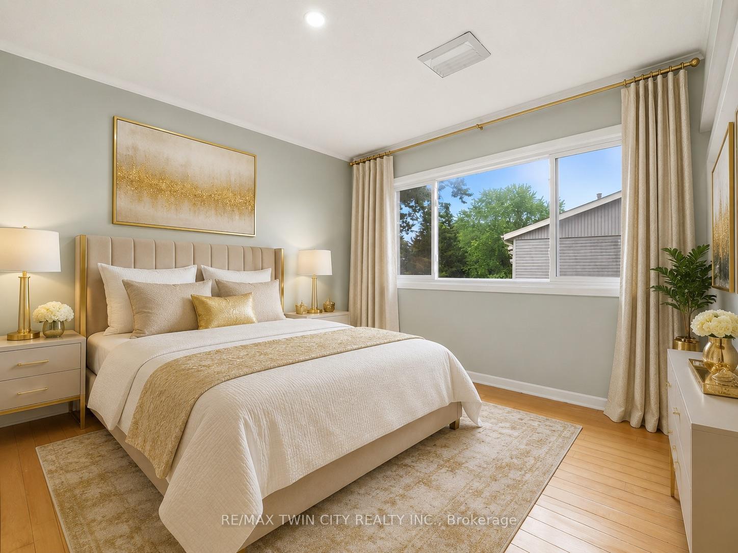 Photo 10 of Unit 110, 30 Green Valley Drive, Kitchener, Pioneer Park — HOMEH
