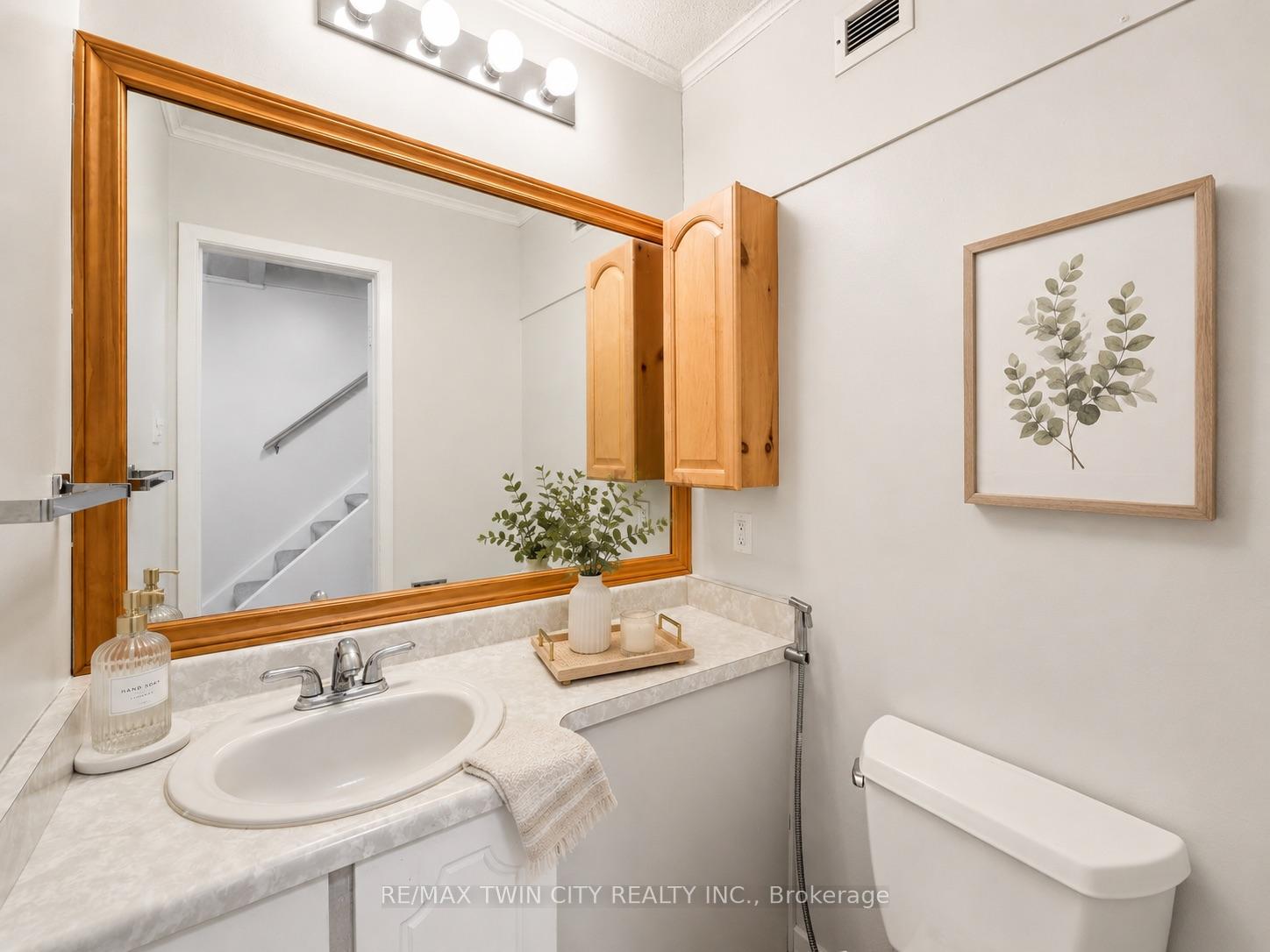 Photo 14 of Unit 110, 30 Green Valley Drive, Kitchener, Pioneer Park — HOMEH