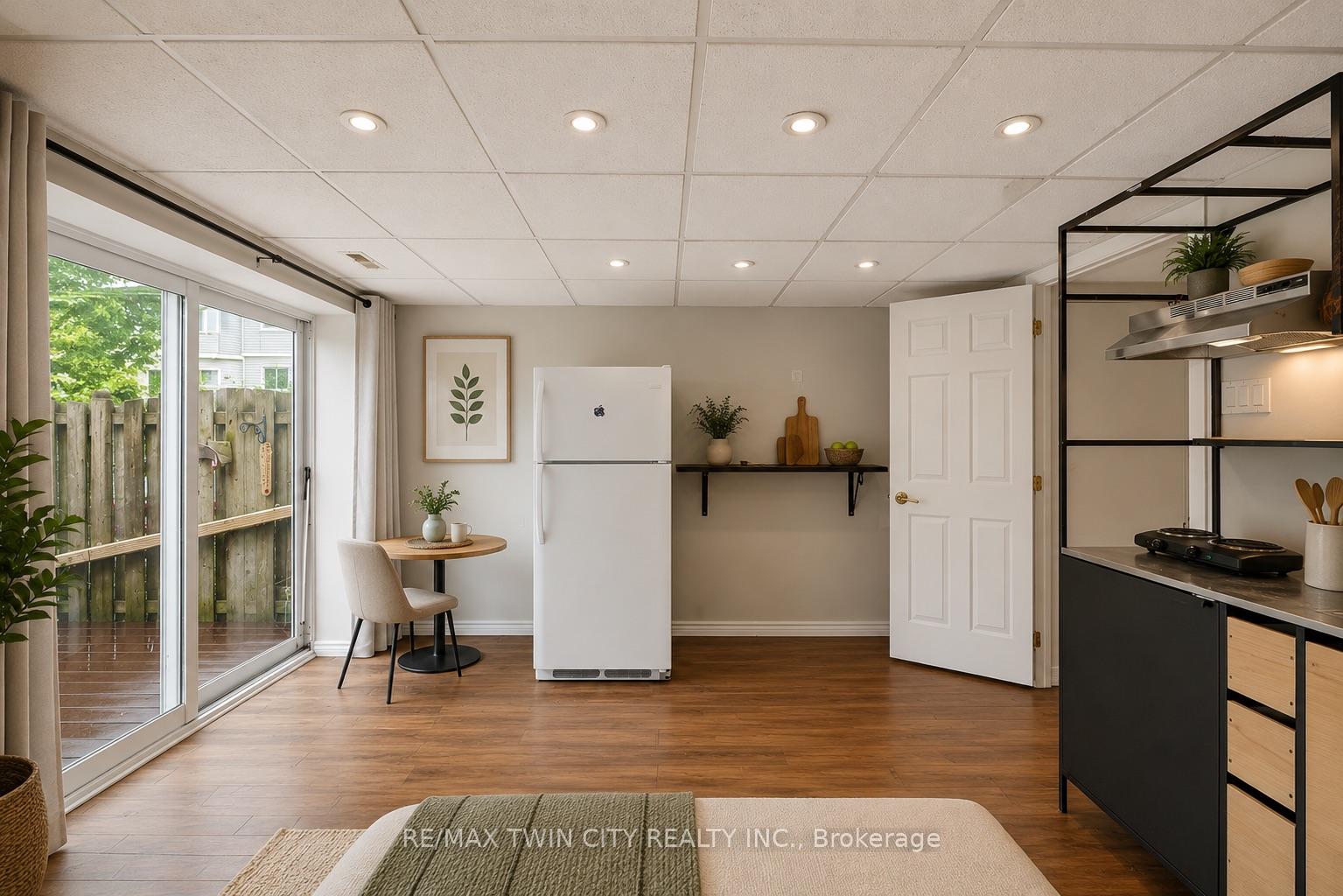 Photo 15 of Unit 110, 30 Green Valley Drive, Kitchener, Pioneer Park — HOMEH