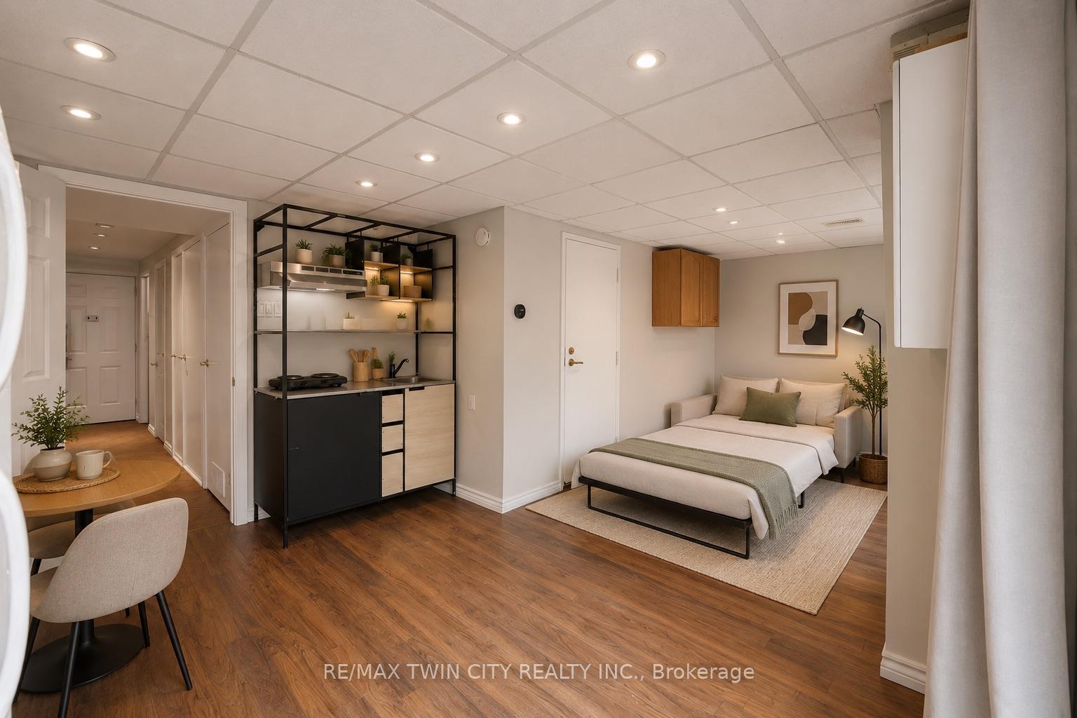 Photo 16 of Unit 110, 30 Green Valley Drive, Kitchener, Pioneer Park — HOMEH