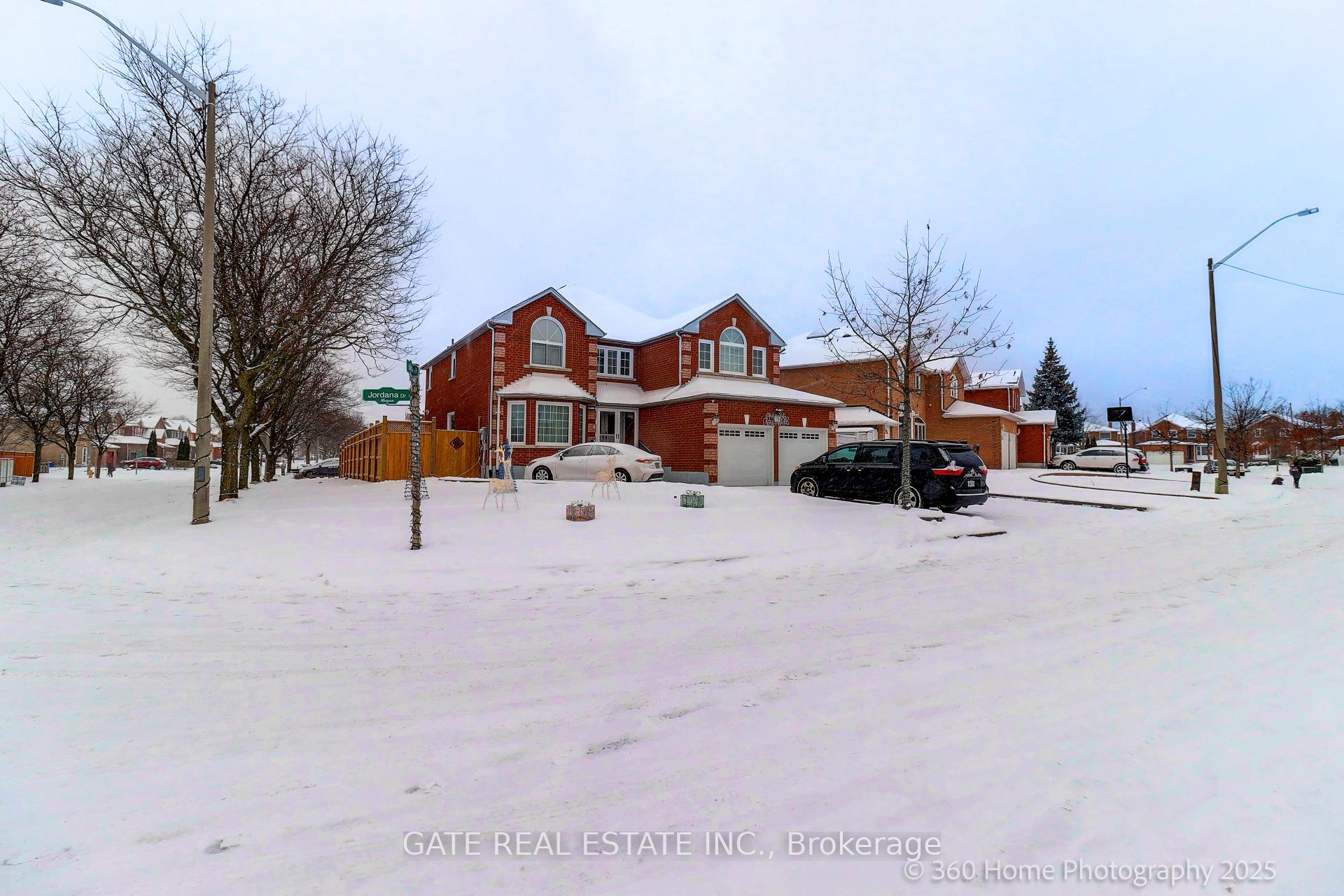 Photo 8 of 11 Jordana Drive, Markham, Middlefield — HOMEH