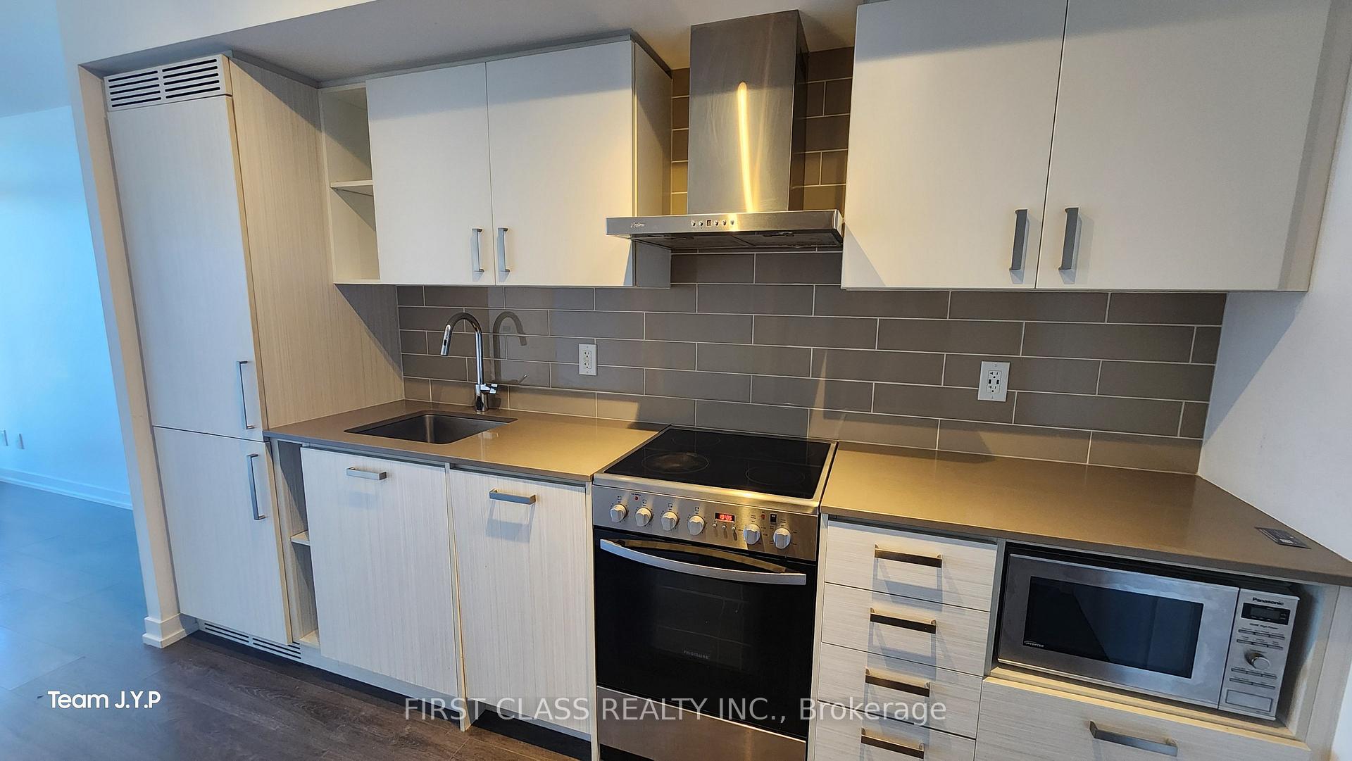 Photo 1 of Unit 1413, 125 Redpath Avenue, Toronto, Mount Pleasant West — HOMEH