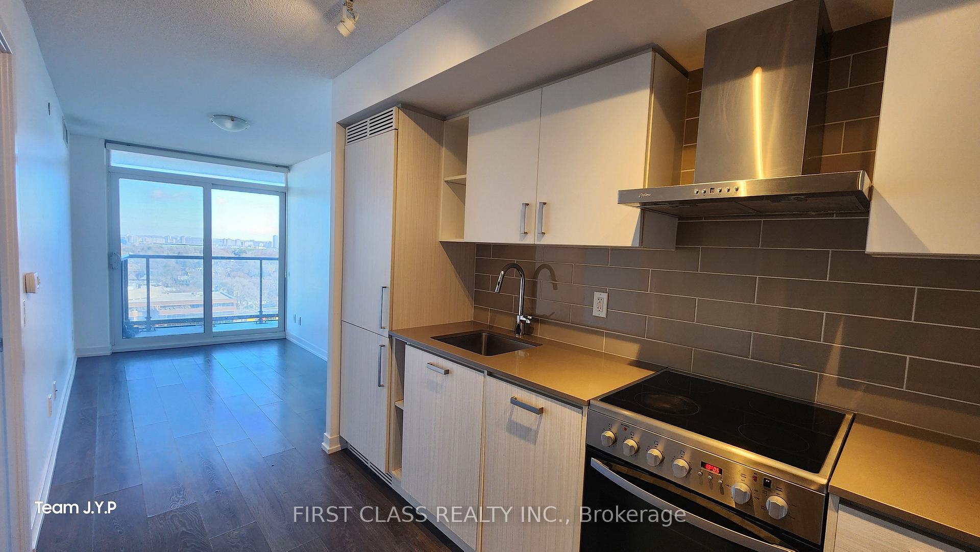 Photo 2 of Unit 1413, 125 Redpath Avenue, Toronto, Mount Pleasant West — HOMEH