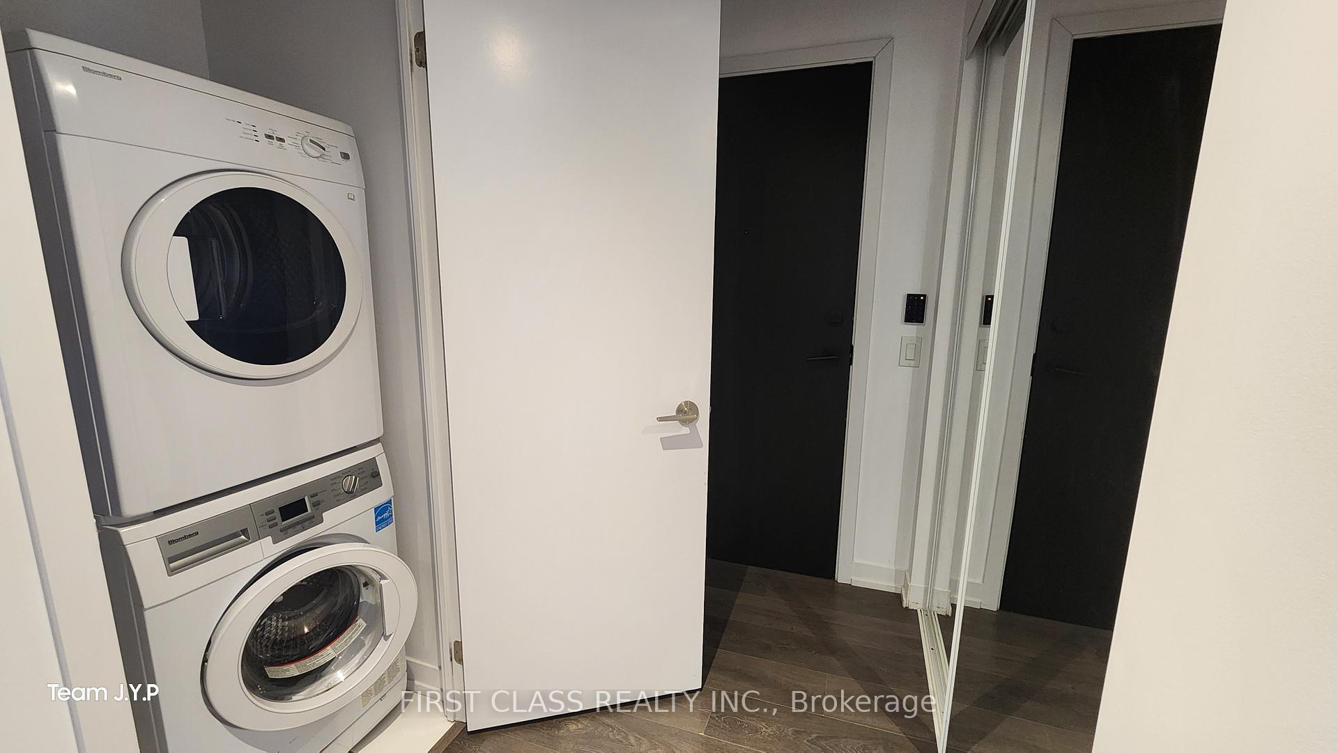Photo 6 of Unit 1413, 125 Redpath Avenue, Toronto, Mount Pleasant West — HOMEH