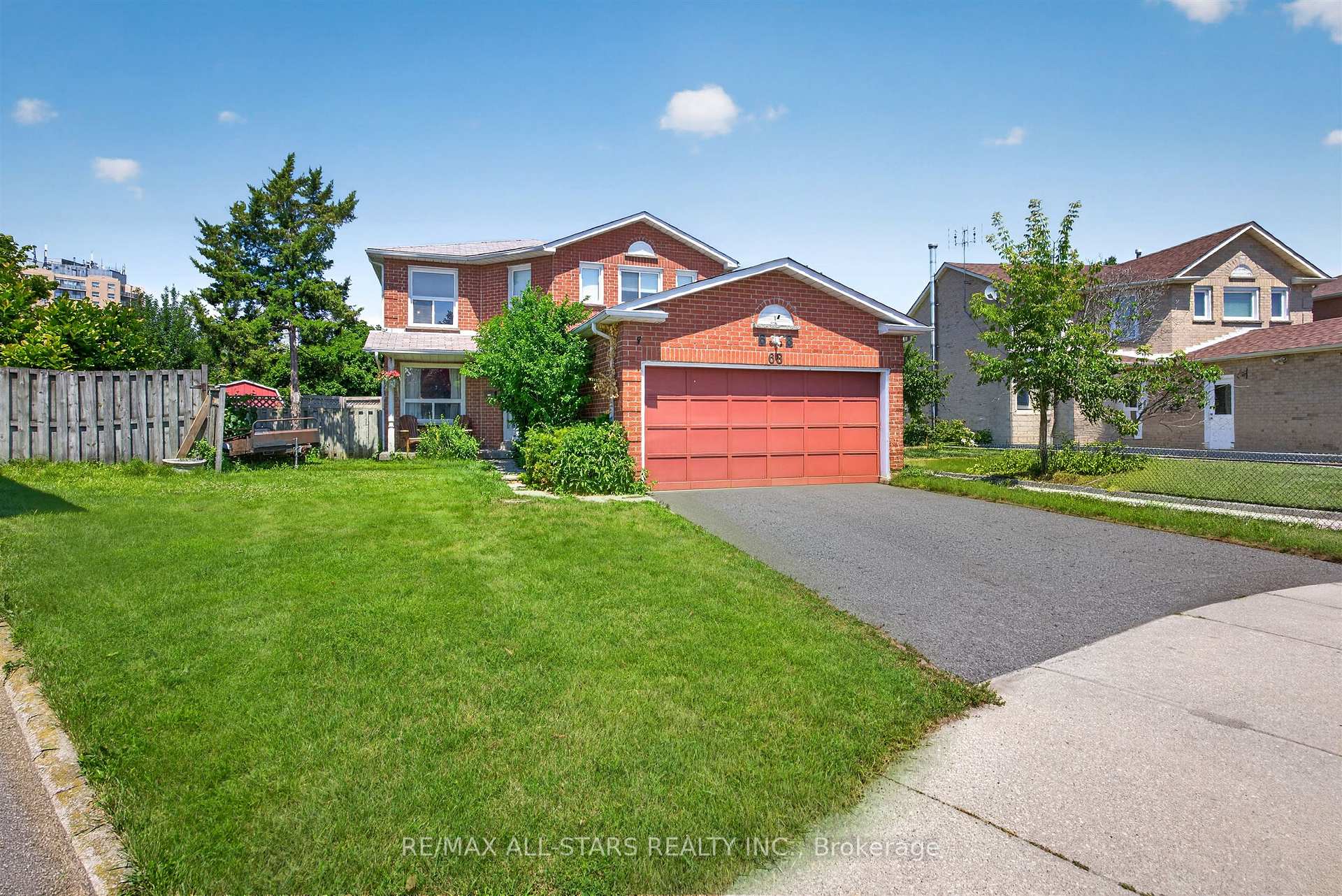 Photo 2 of 68 Patterson Crescent, Ajax, Central — HOMEH