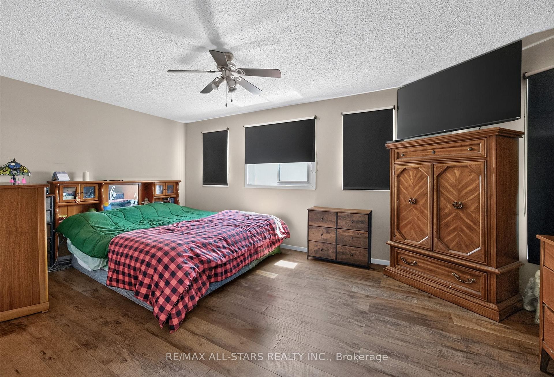 Photo 21 of 68 Patterson Crescent, Ajax, Central — HOMEH