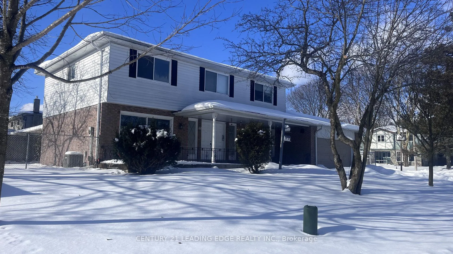 Photo 1 of 11 Elm Lea Street, Markham, Markham Village — HOMEH