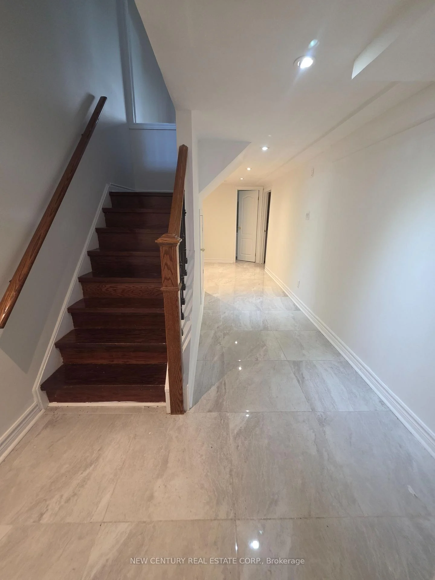 Photo 3 of 27 Trailridge Crescent, Scarborough, Morningside — HOMEH