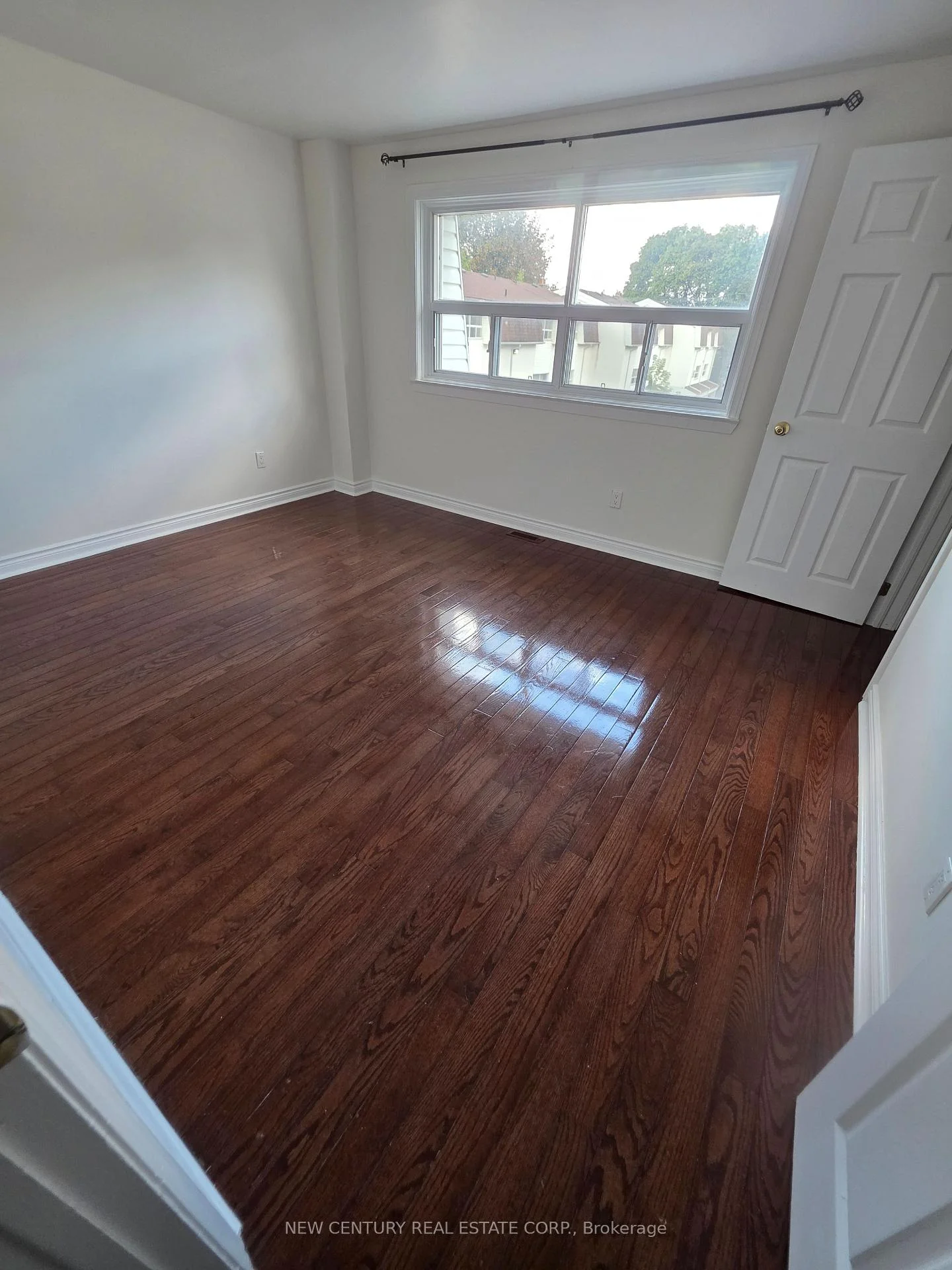 Photo 14 of 27 Trailridge Crescent, Scarborough, Morningside — HOMEH