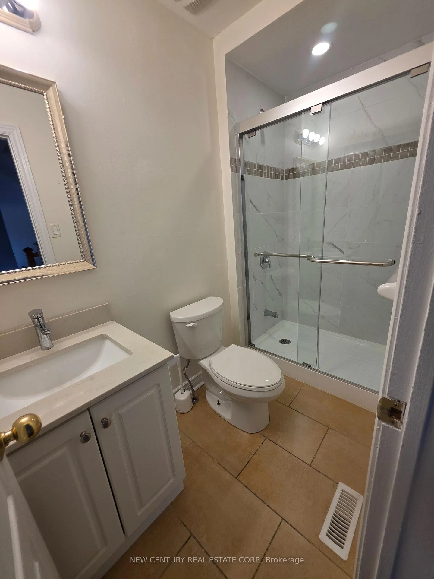 Photo 18 of 27 Trailridge Crescent, Scarborough, Morningside — HOMEH