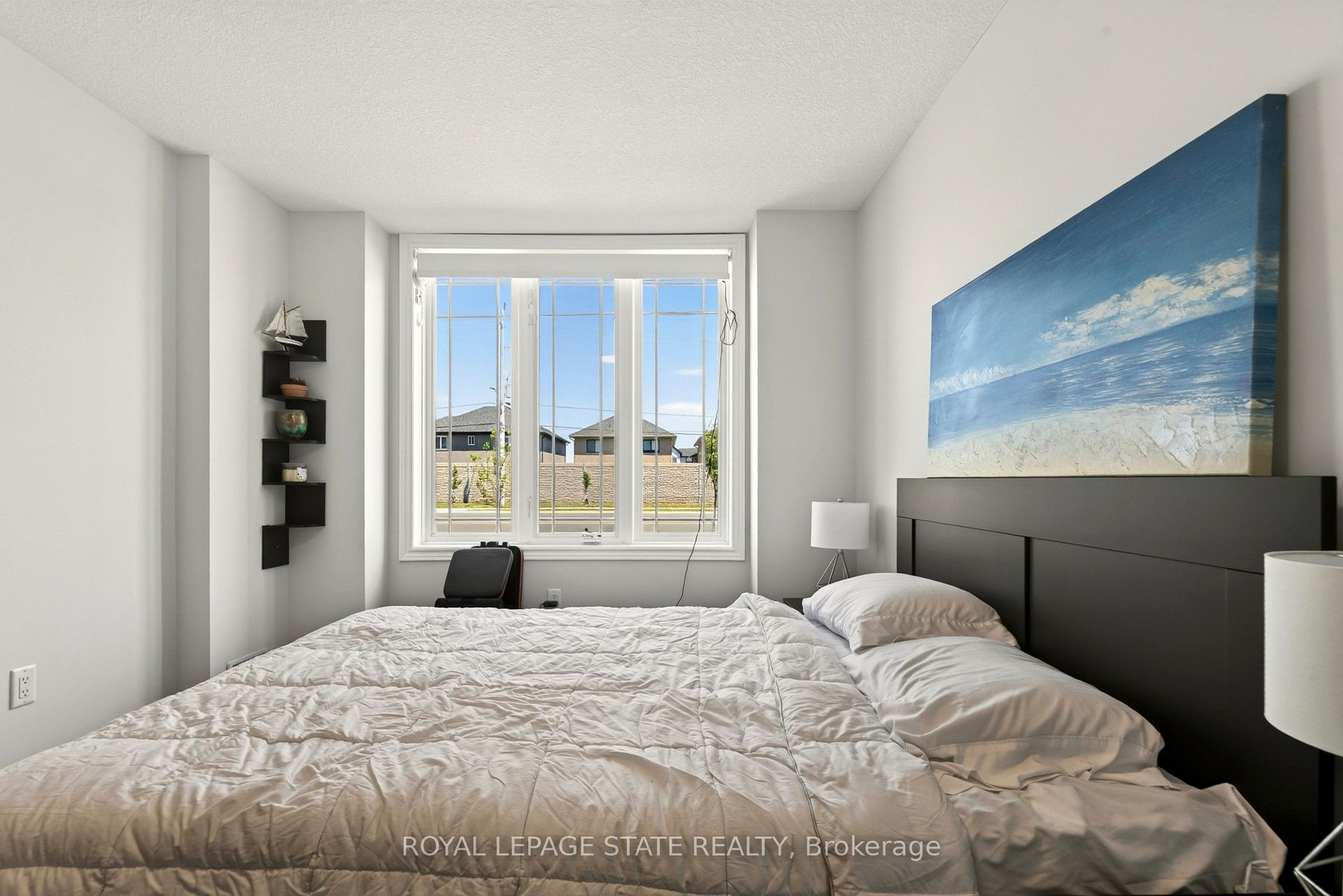 Photo 9 of 45 Crossings Way, Hamilton, Rural Glanbrook — HOMEH