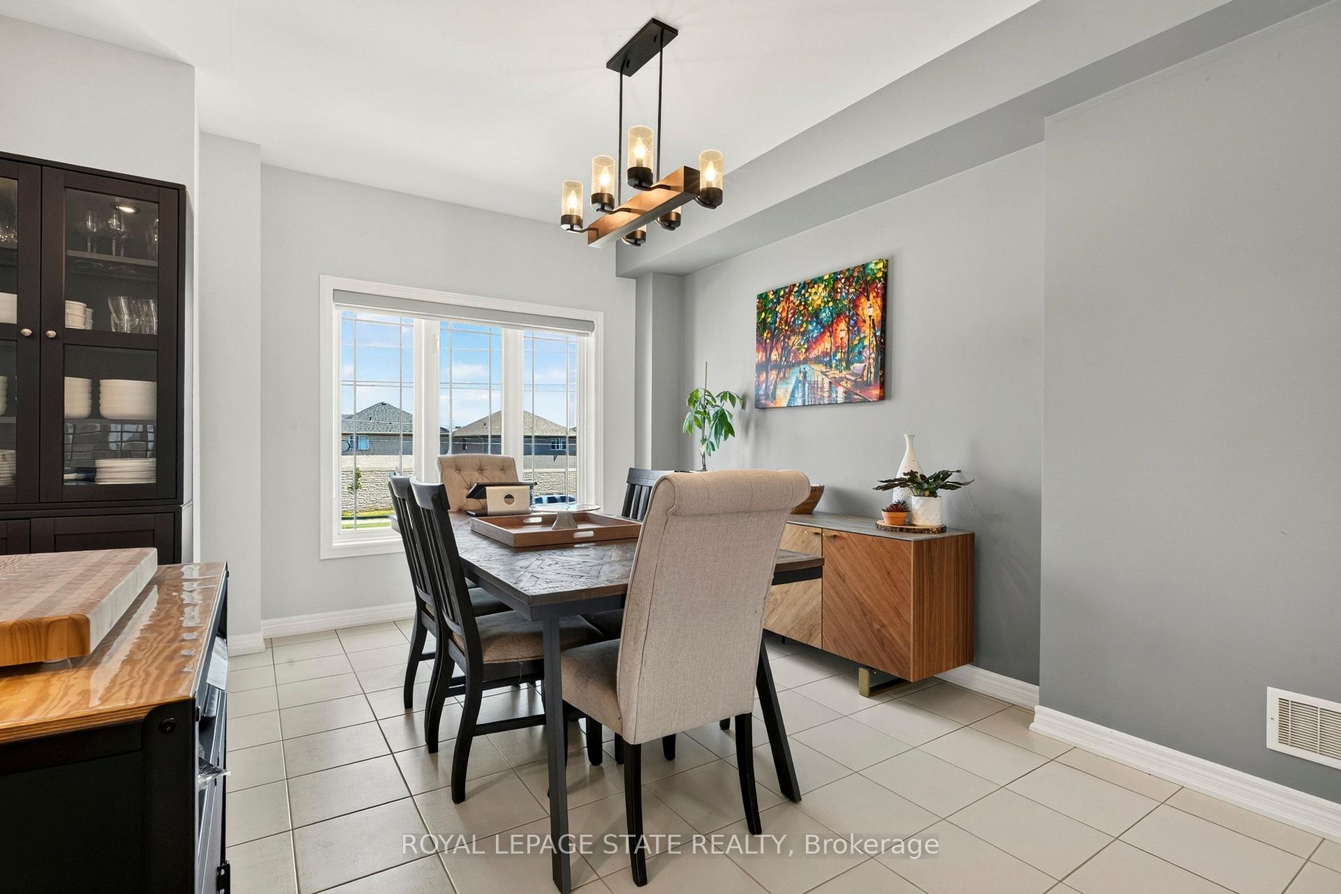 Photo 22 of 45 Crossings Way, Hamilton, Rural Glanbrook — HOMEH