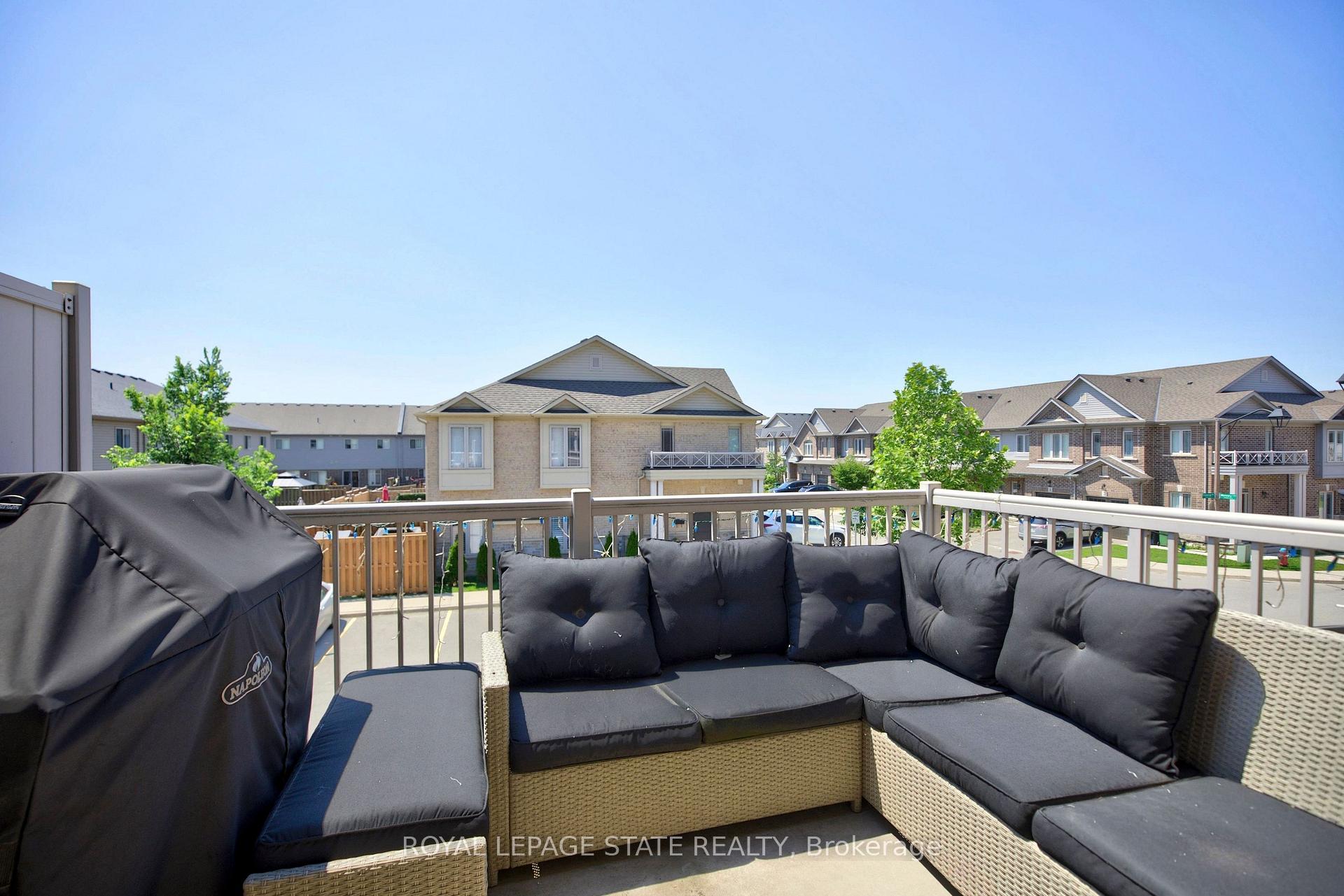 Photo 28 of 45 Crossings Way, Hamilton, Rural Glanbrook — HOMEH