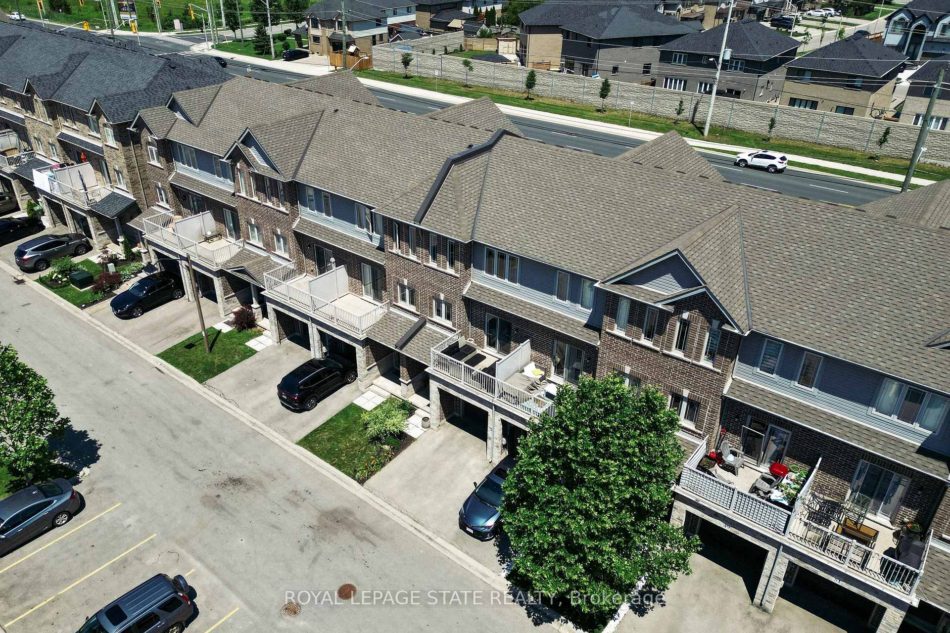 Photo 49 of 45 Crossings Way, Hamilton, Rural Glanbrook — HOMEH