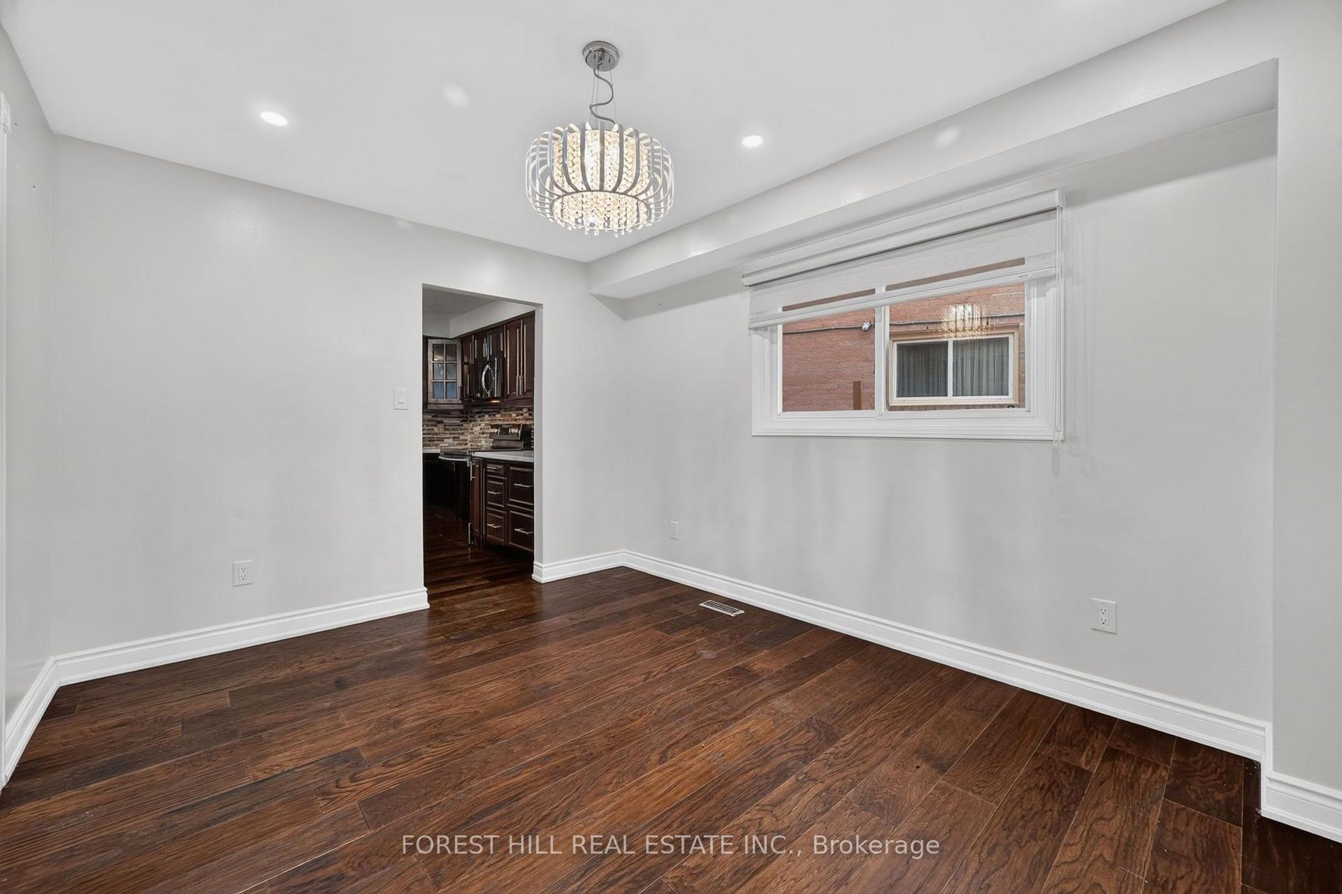 Photo 7 of 55 Castlehill Road, Brampton, Northwood Park — HOMEH