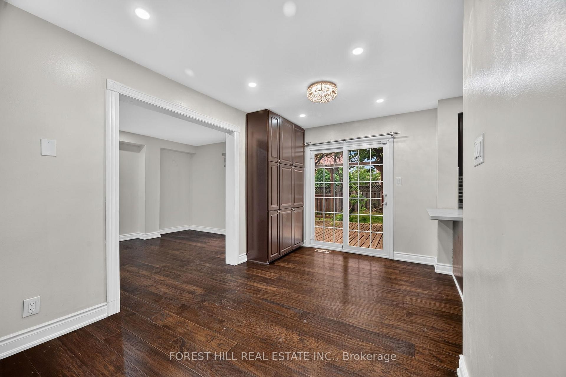 Photo 9 of 55 Castlehill Road, Brampton, Northwood Park — HOMEH