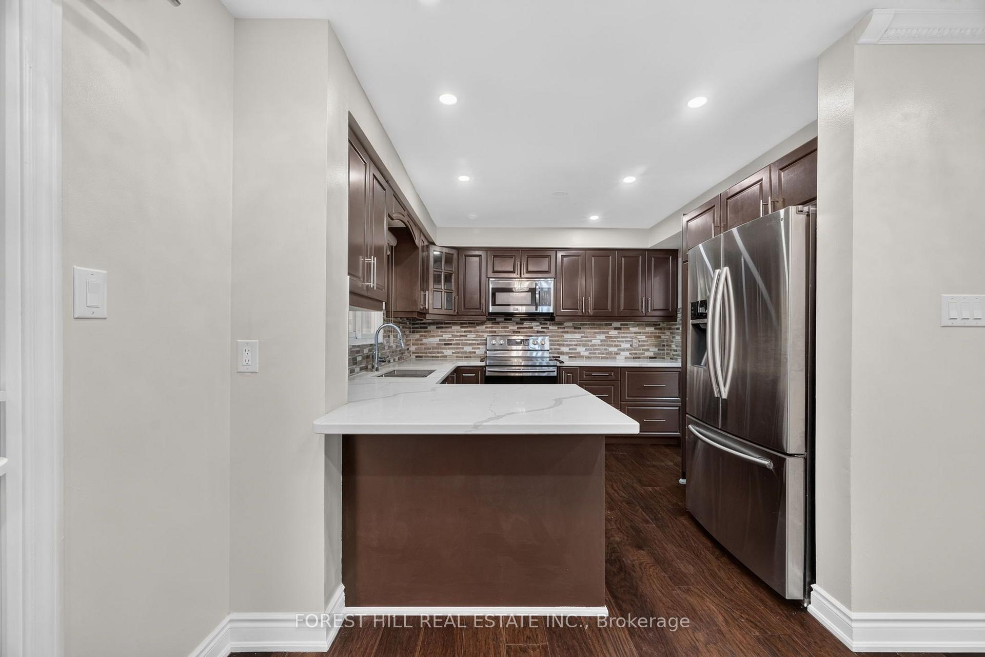 Photo 11 of 55 Castlehill Road, Brampton, Northwood Park — HOMEH