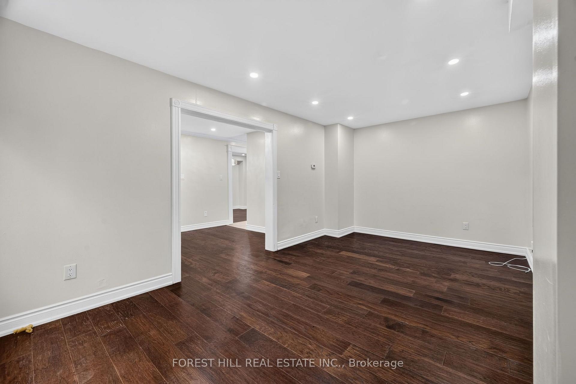 Photo 15 of 55 Castlehill Road, Brampton, Northwood Park — HOMEH