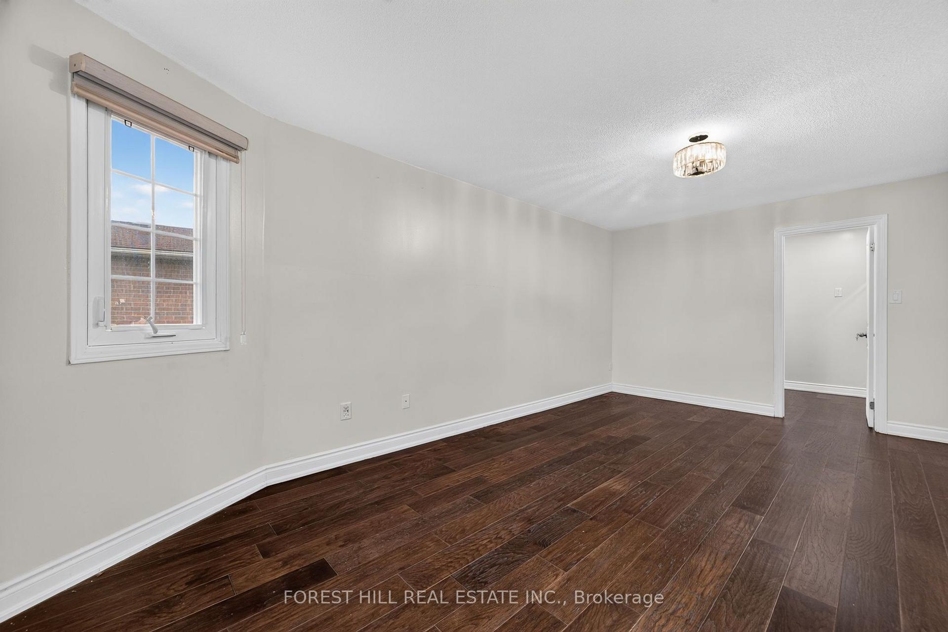 Photo 19 of 55 Castlehill Road, Brampton, Northwood Park — HOMEH